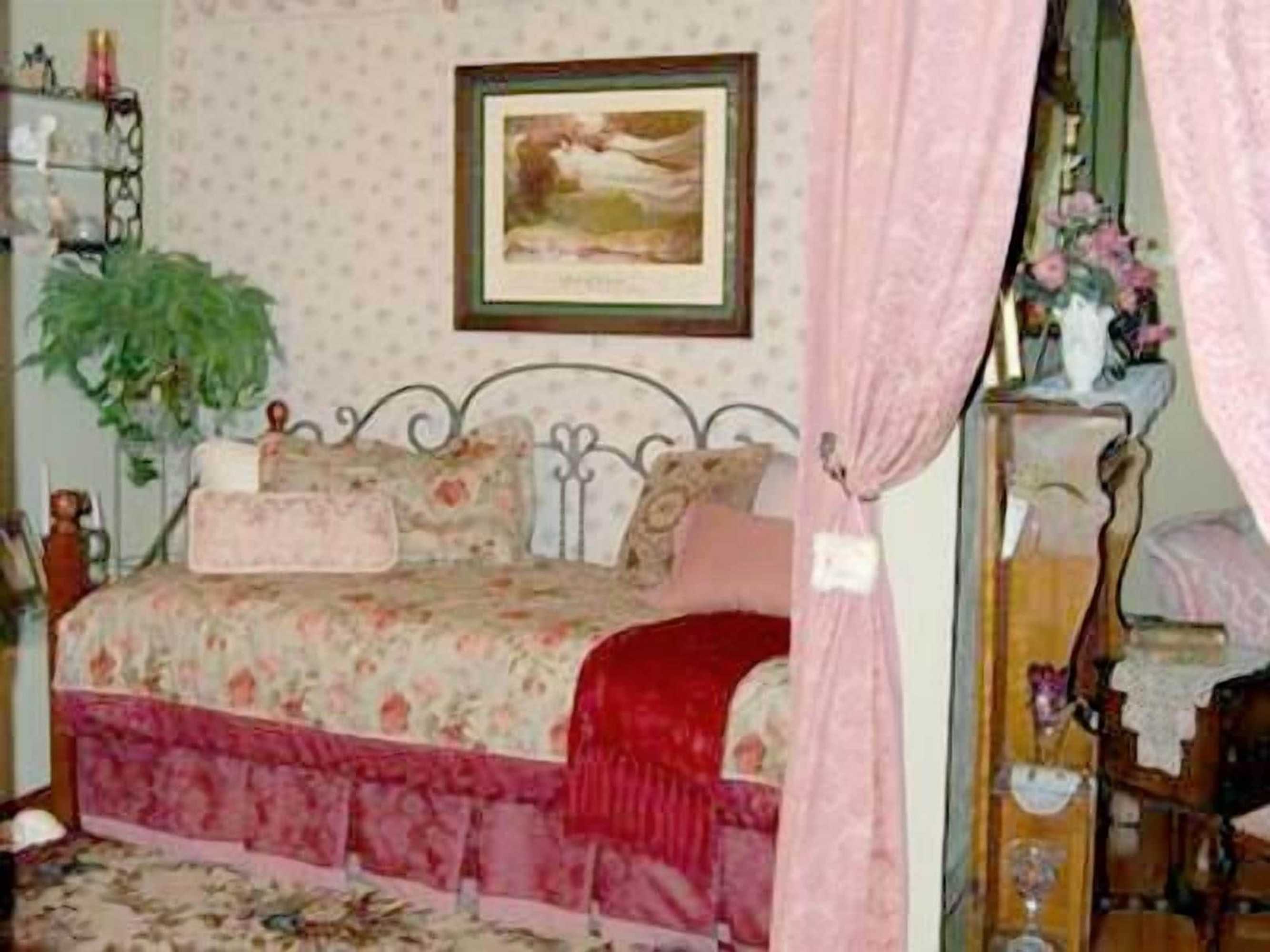 Gift card for Schuster Mansion Bed & Breakfast Gift card for Schuster Mansion Bed & Breakfast