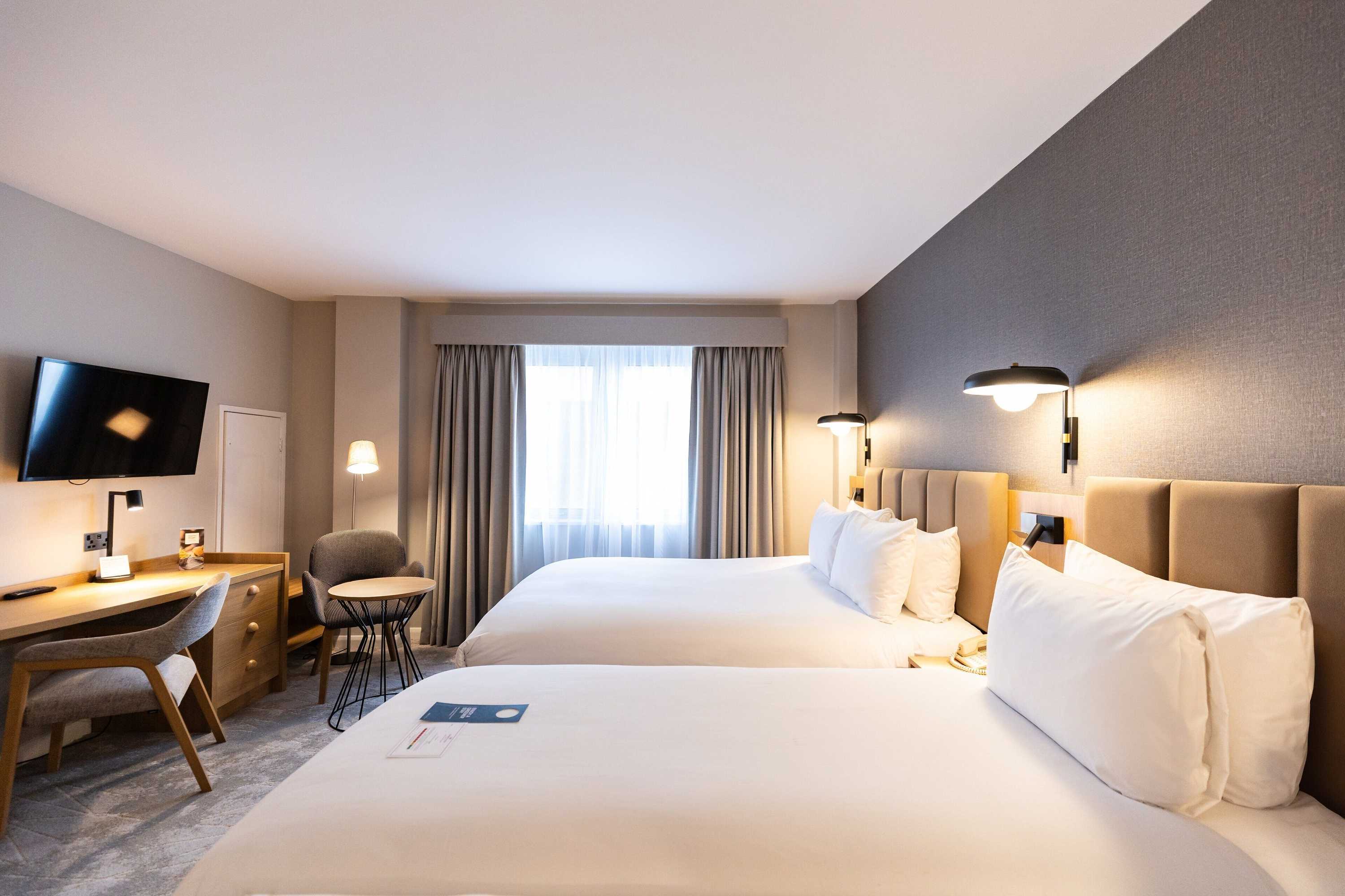 Gift card for Crowne Plaza London- Gatwick Airport by Ihg Gift card for Crowne Plaza London- Gatwick Airport by Ihg