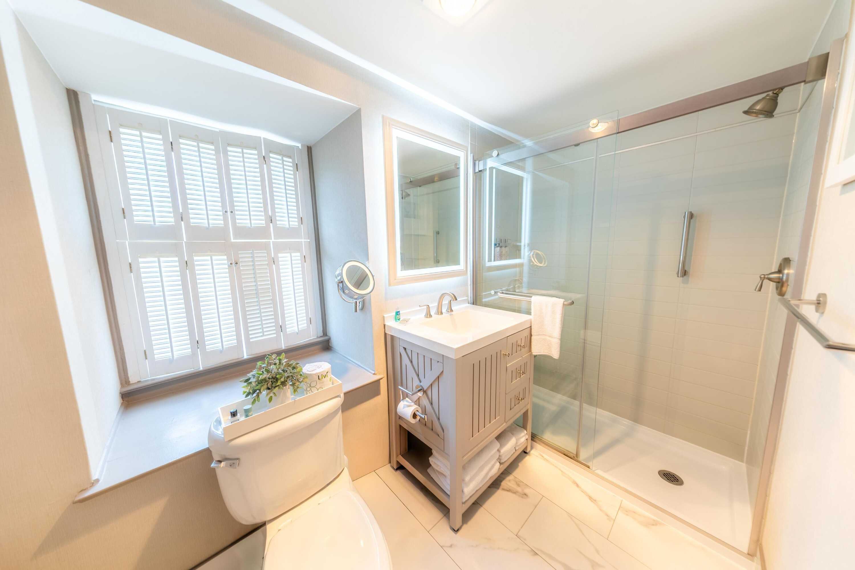 Gift card for The Westfield Inn, BW Signature Collection