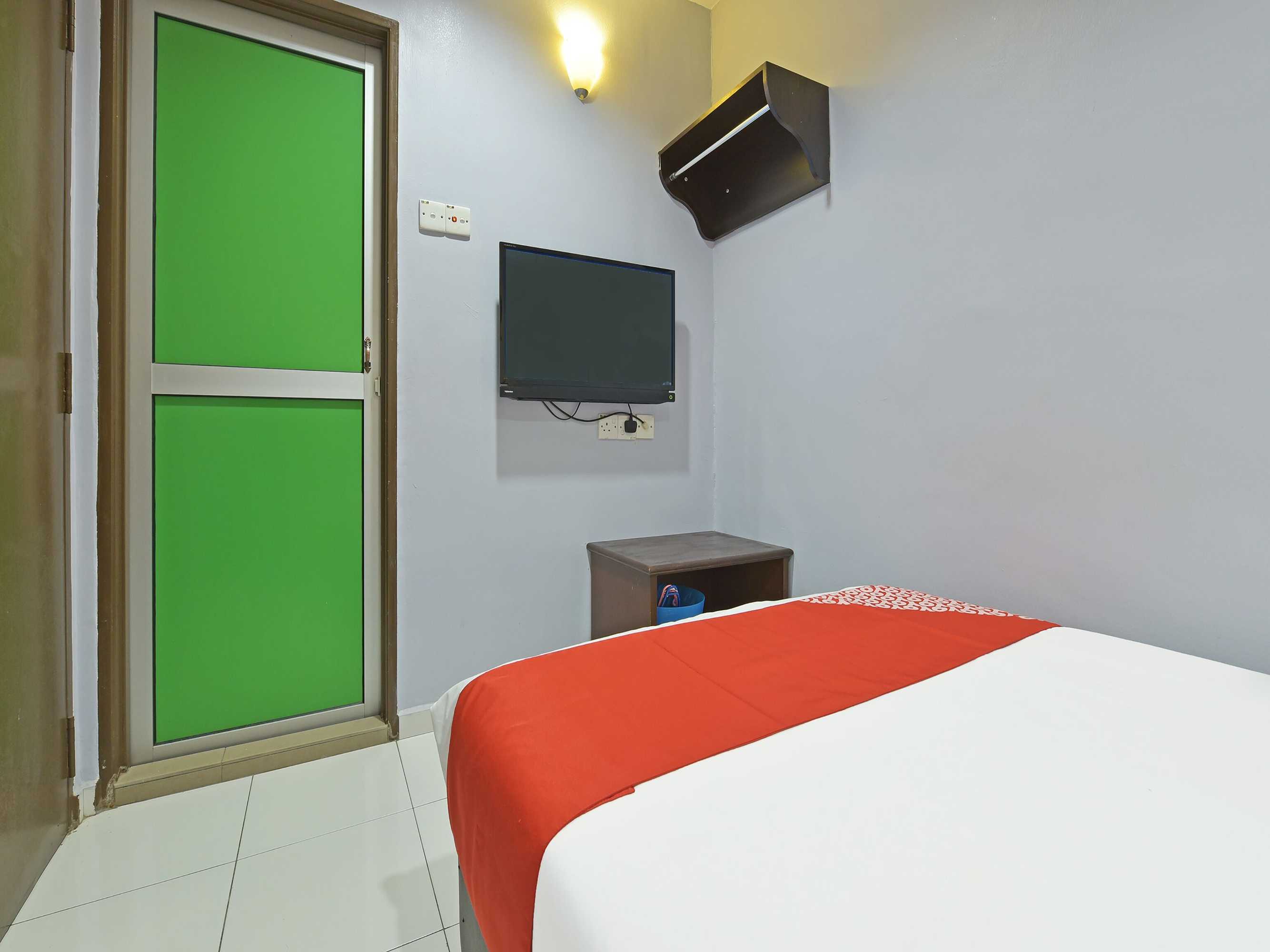Gift card for Oyo 90644 M Three Hotel Gift card for Oyo 90644 M Three Hotel