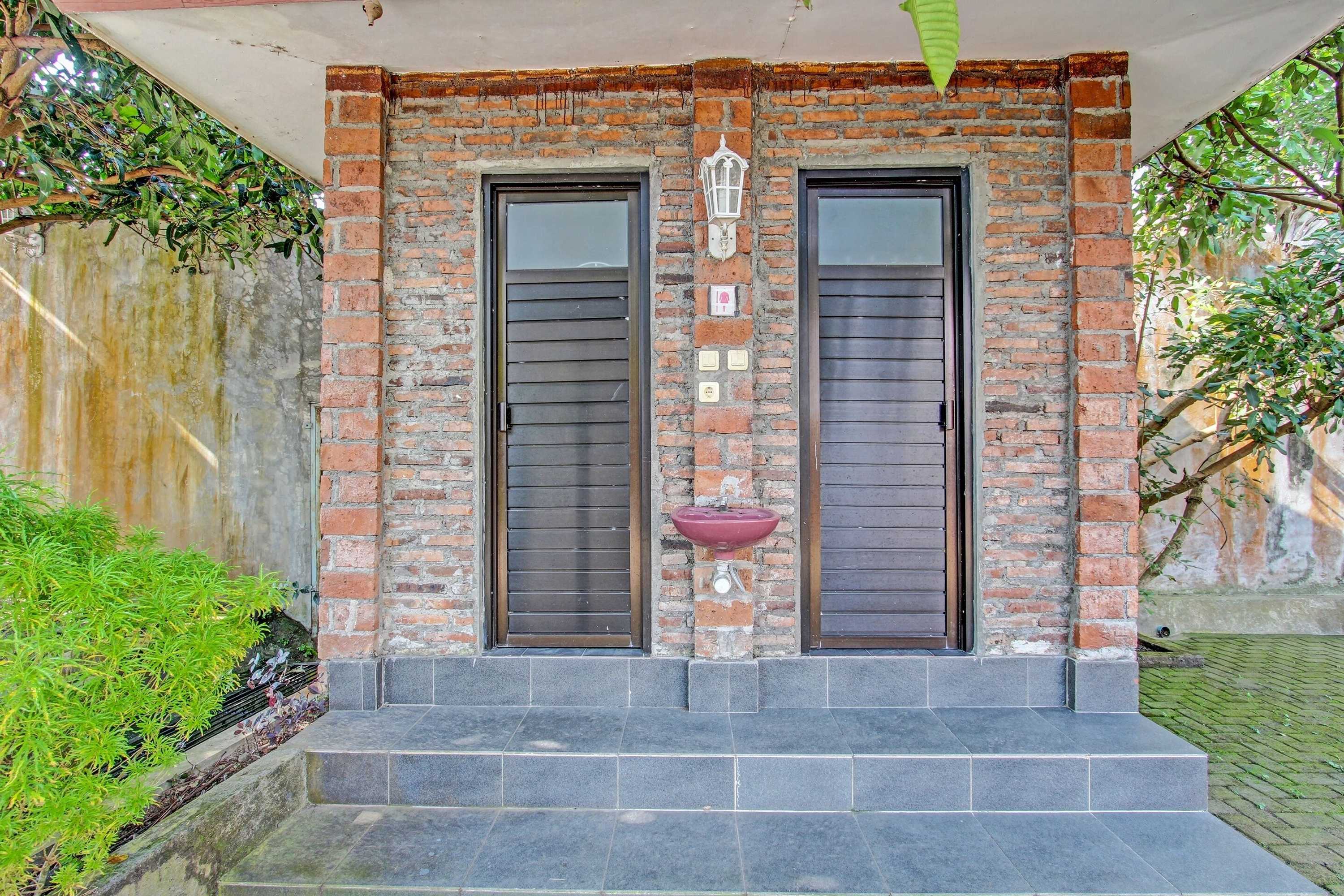 Gift card for Collection O 91629 Ndalem Abhirama Gift card for Collection O 91629 Ndalem Abhirama