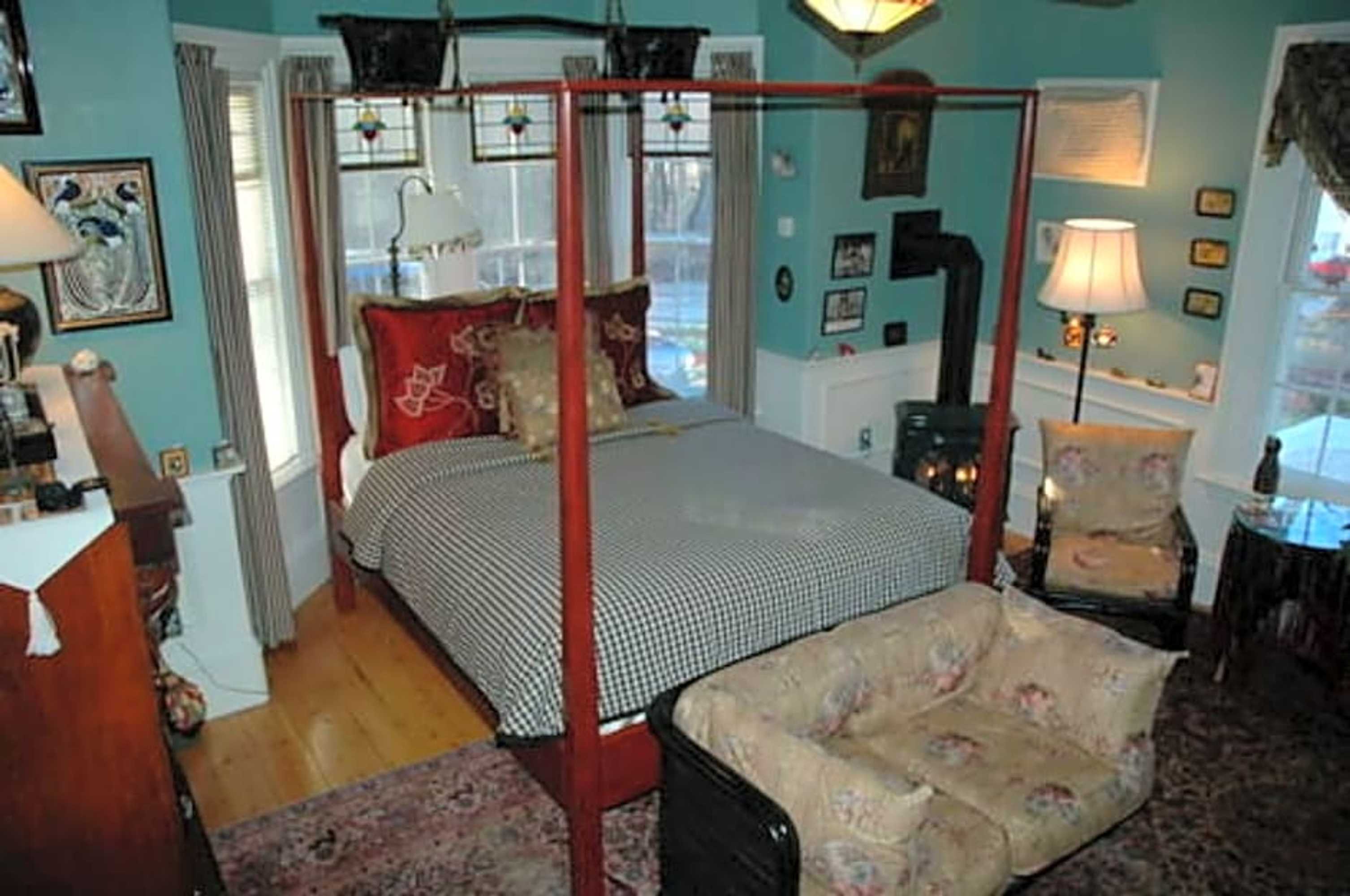 Gift card for Red Elephant Inn Bed And Breakfast Gift card for Red Elephant Inn Bed And Breakfast