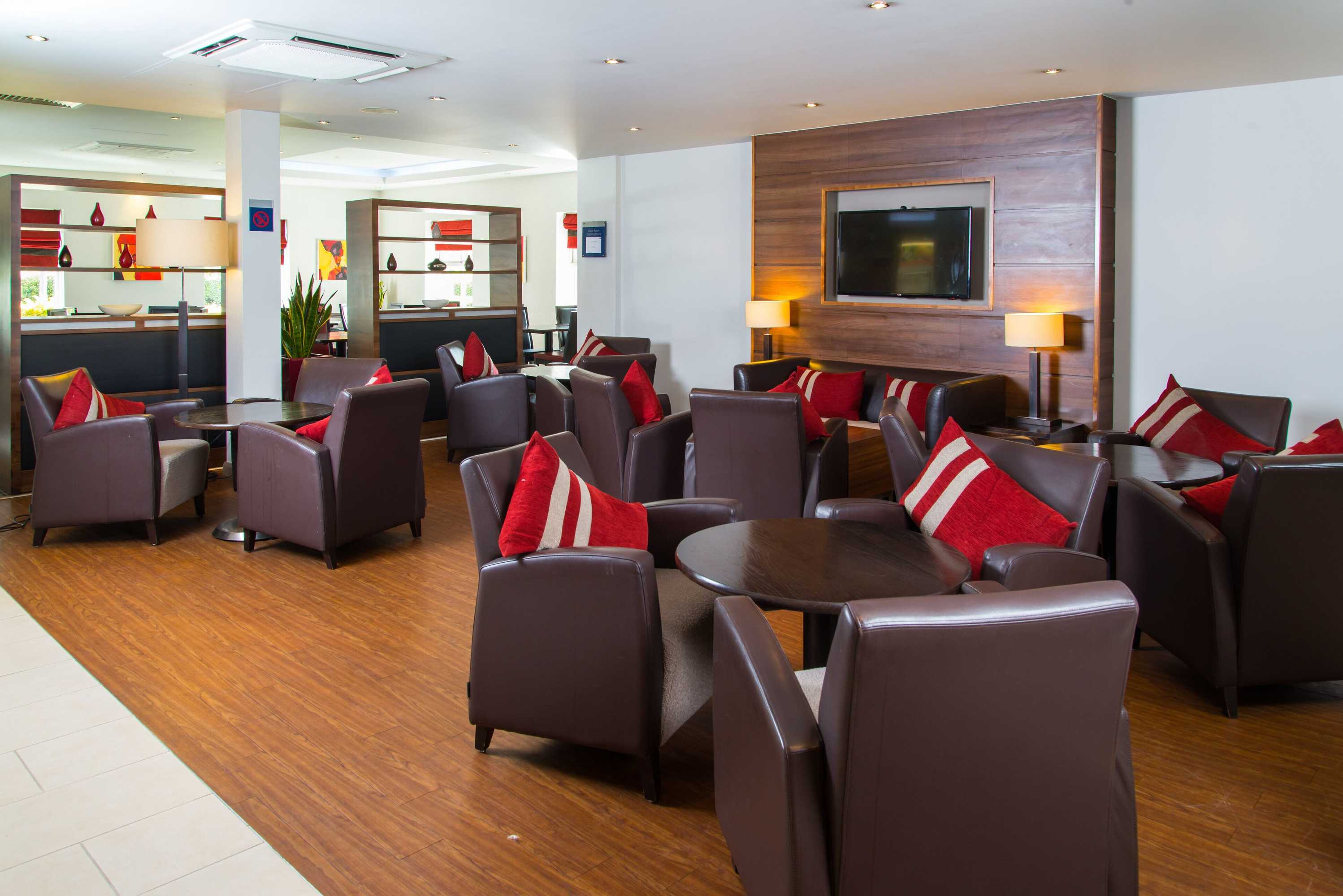 Gift card for Holiday Inn Express Birmingham - Oldbury by Ihg Gift card for Holiday Inn Express Birmingham - Oldbury by Ihg