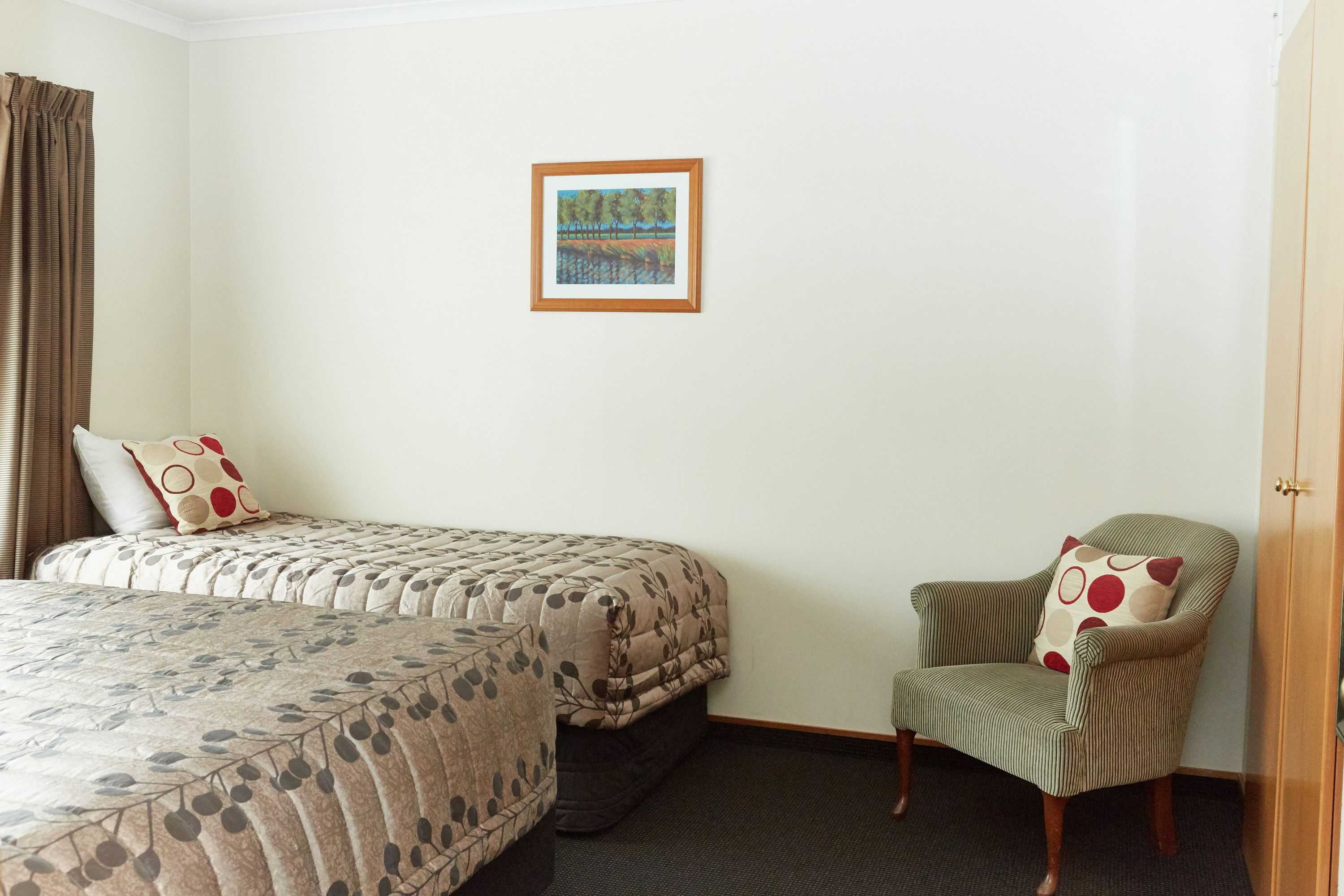Gift card for Admiral Court Motel & Apartments Gift card for Admiral Court Motel & Apartments