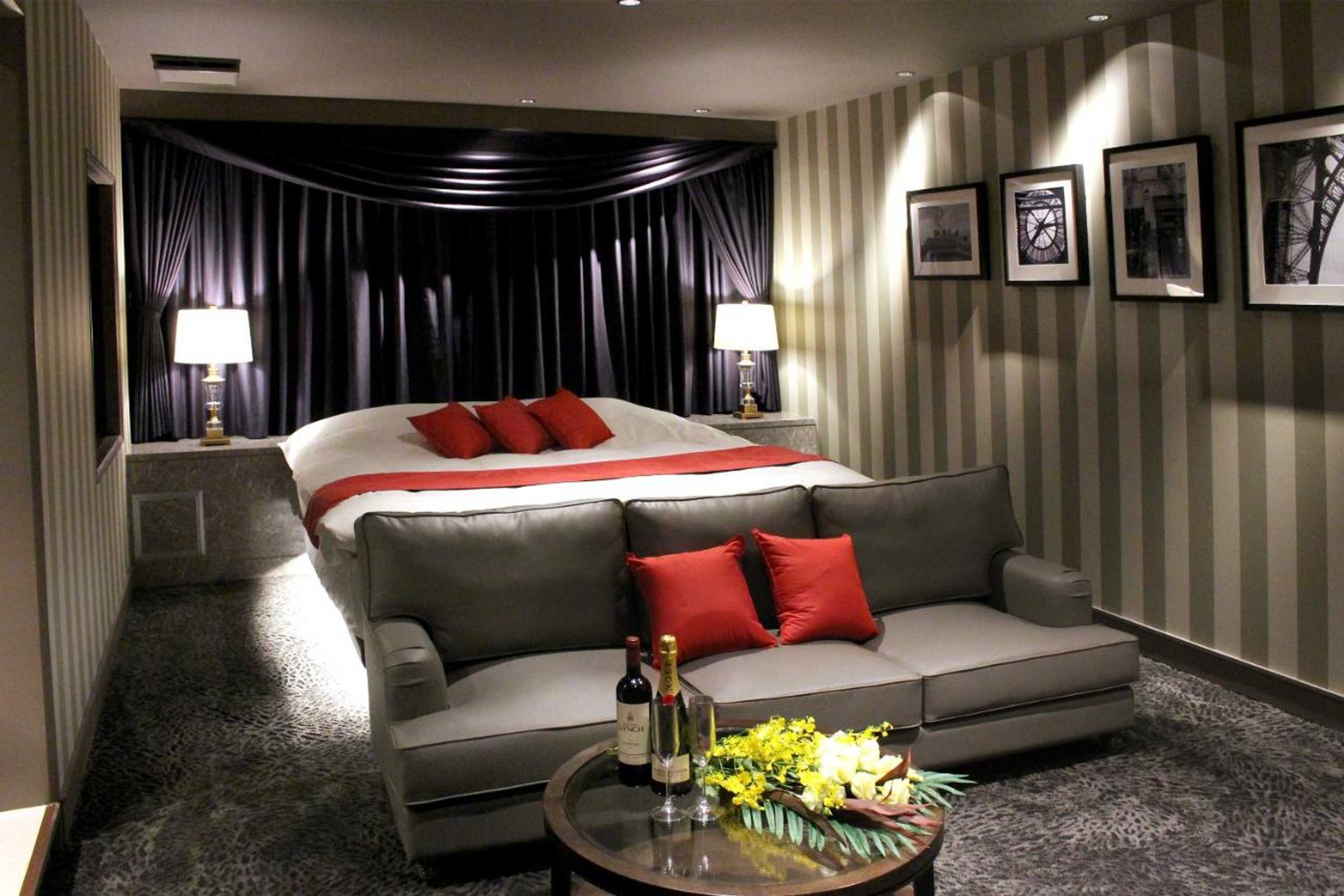Gift card for Hotel Love Modern