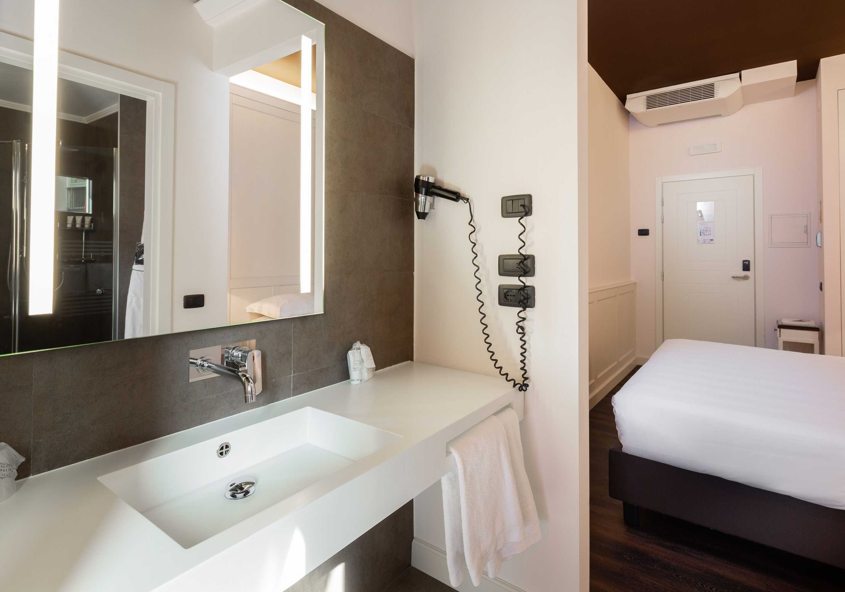 Gift card for The Glam Boutique Hotel & Apt Gift card for The Glam Boutique Hotel & Apt