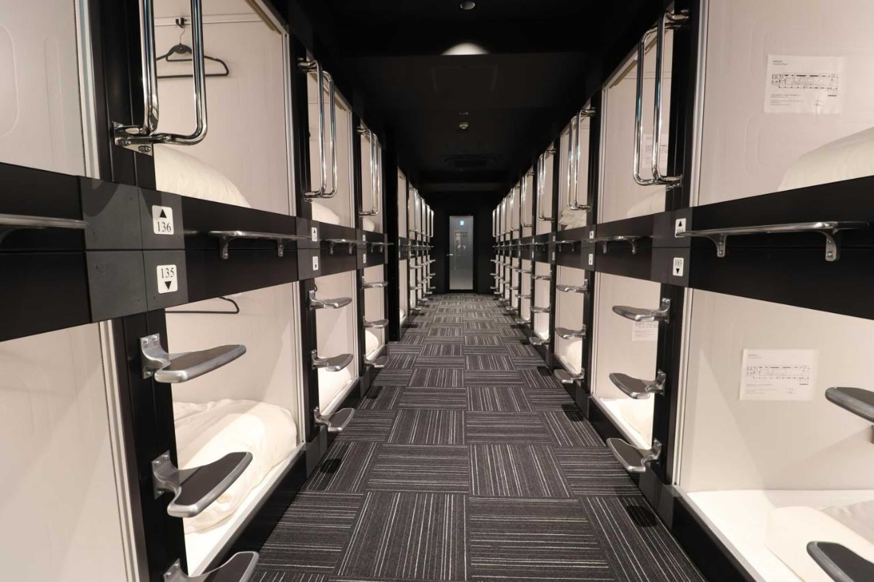 Gift card for Leo YU Capsule Hotel Nishi Funabashi