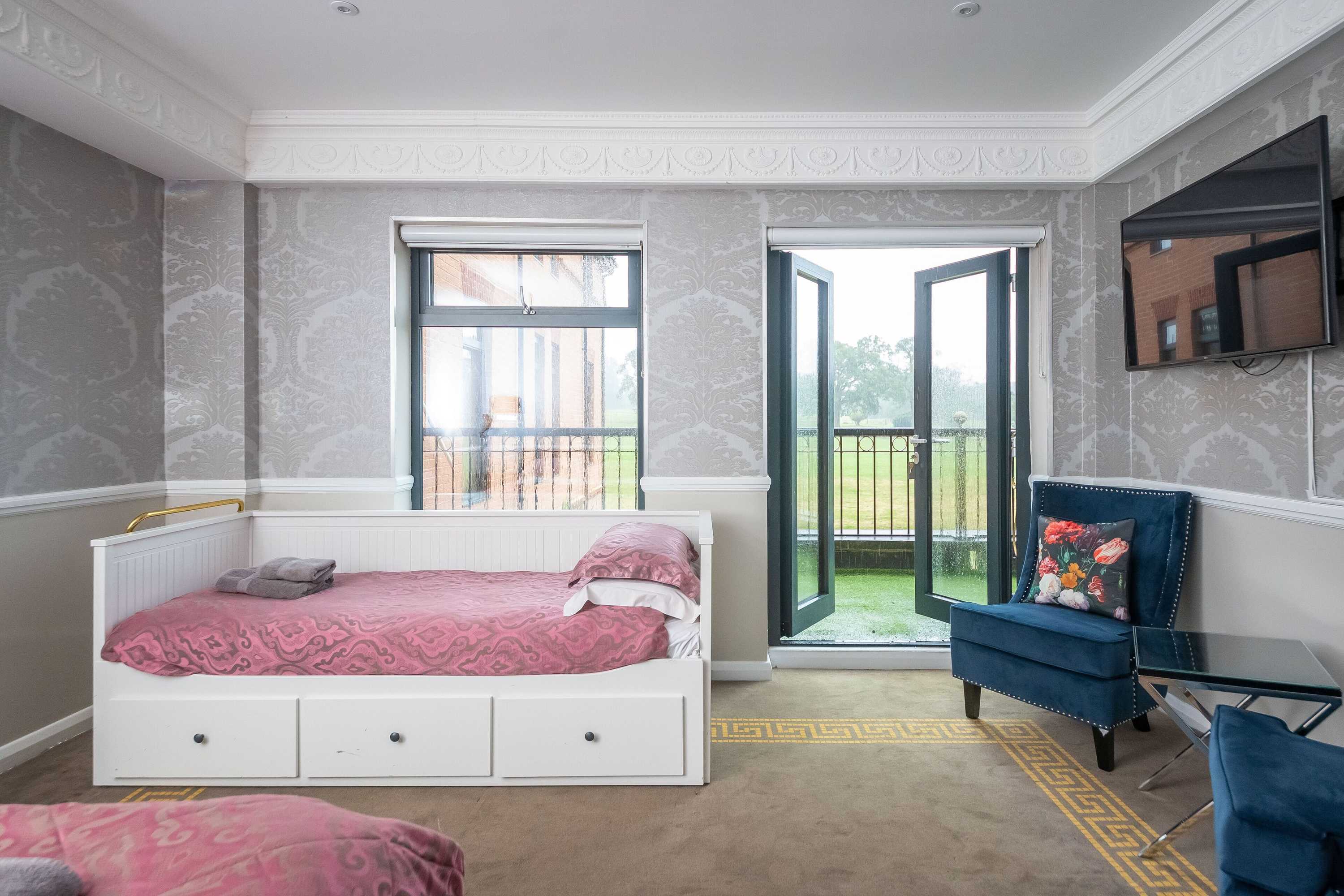 Gift card for Guildford Manor Hotel & Spa Gift card for Guildford Manor Hotel & Spa