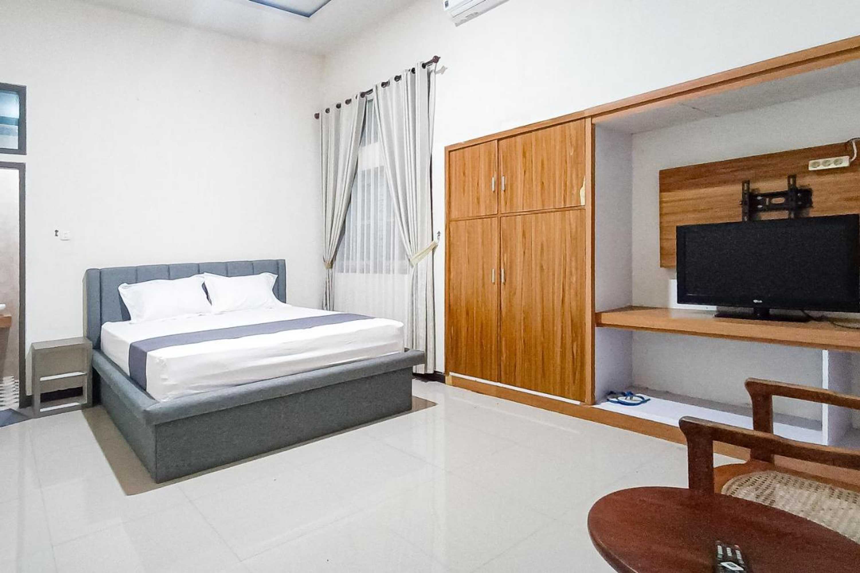 Gift card for Reddoorz at Rrr Guesthouse Mataram Gift card for Reddoorz at Rrr Guesthouse Mataram