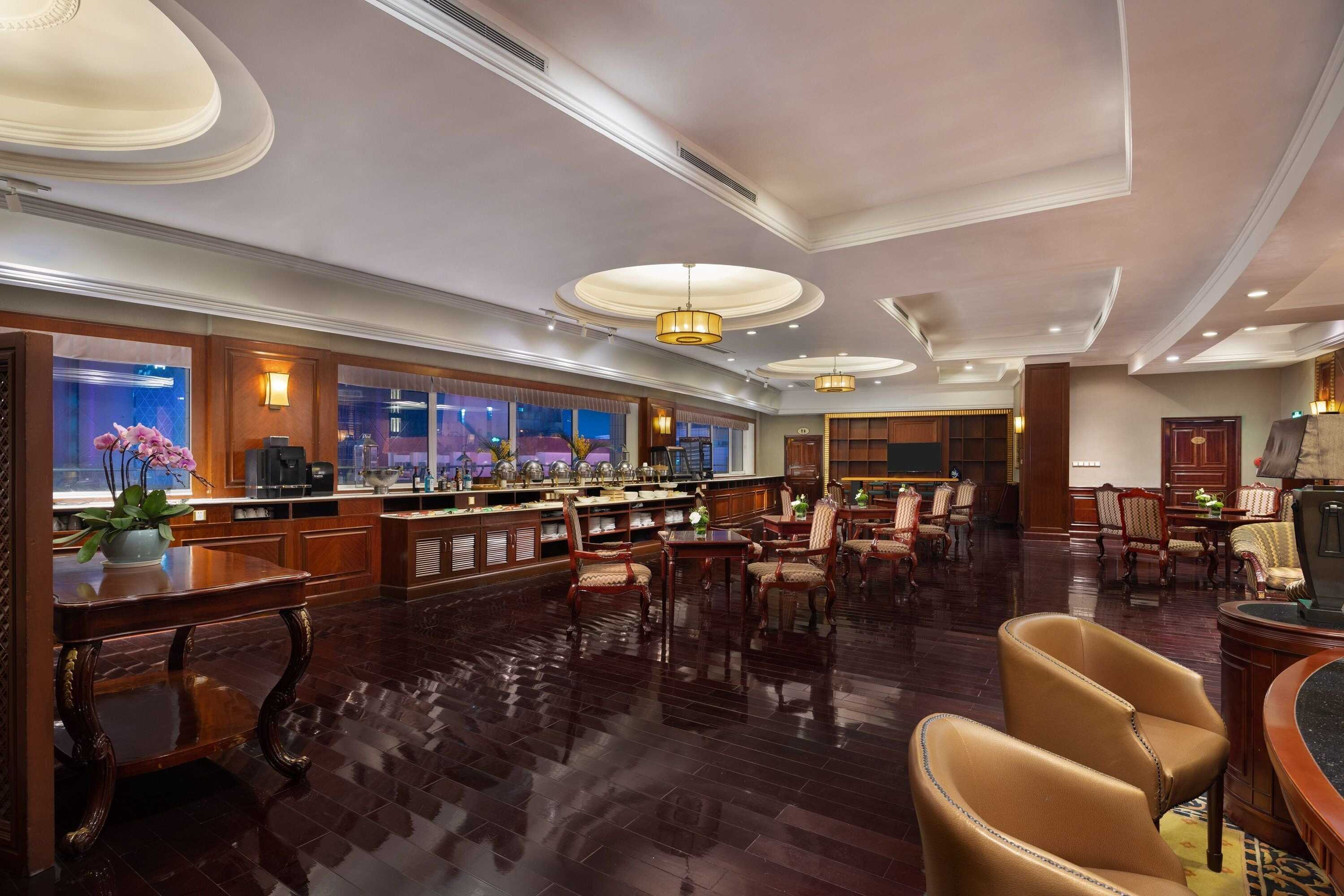 Gift card for Crowne Plaza Hotel & Suites Landmark Shenzhen by Ihg Gift card for Crowne Plaza Hotel & Suites Landmark Shenzhen by Ihg