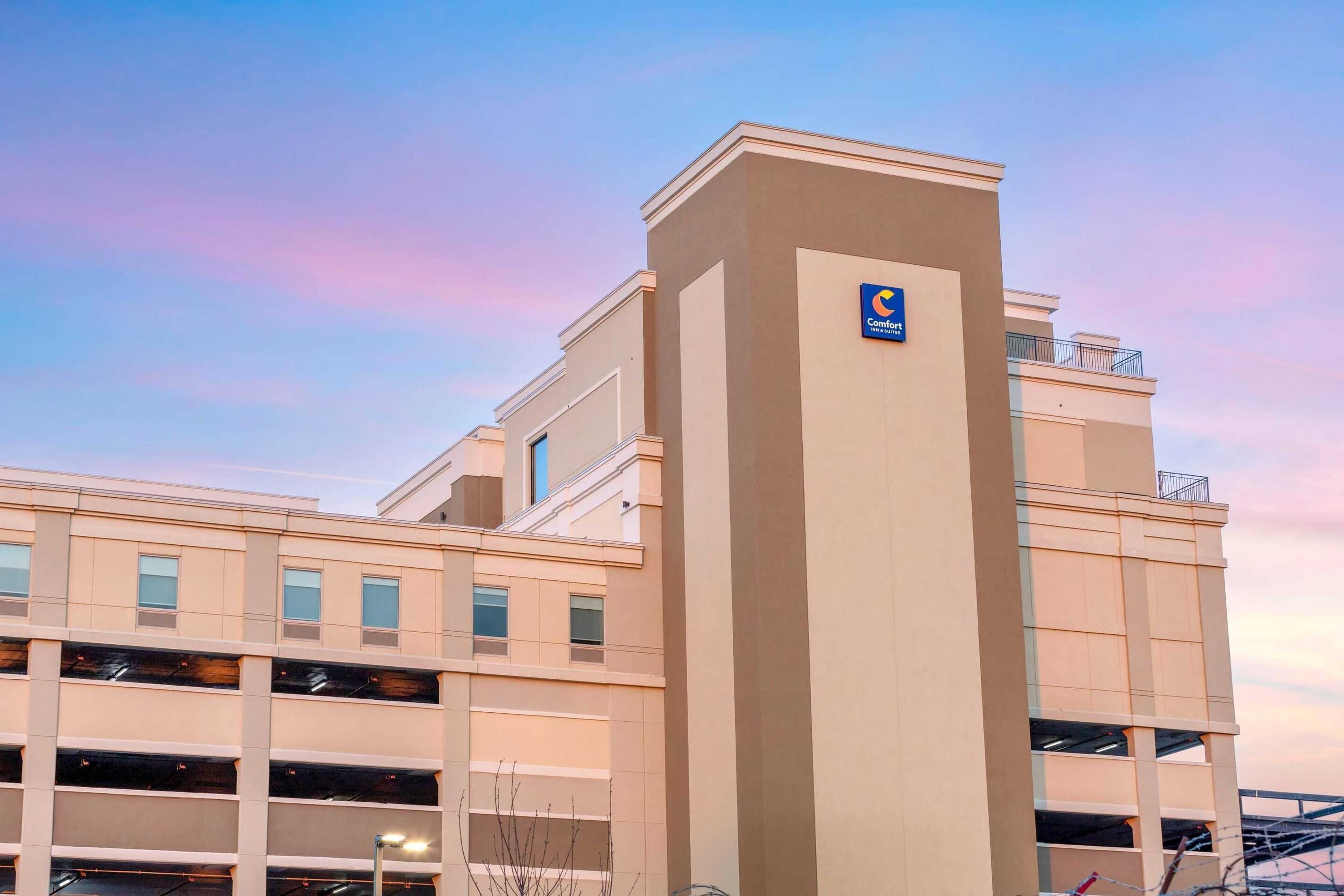 Gift card for Comfort Inn & Suites Newark Liberty International Airport Gift card for Comfort Inn & Suites Newark Liberty International Airport