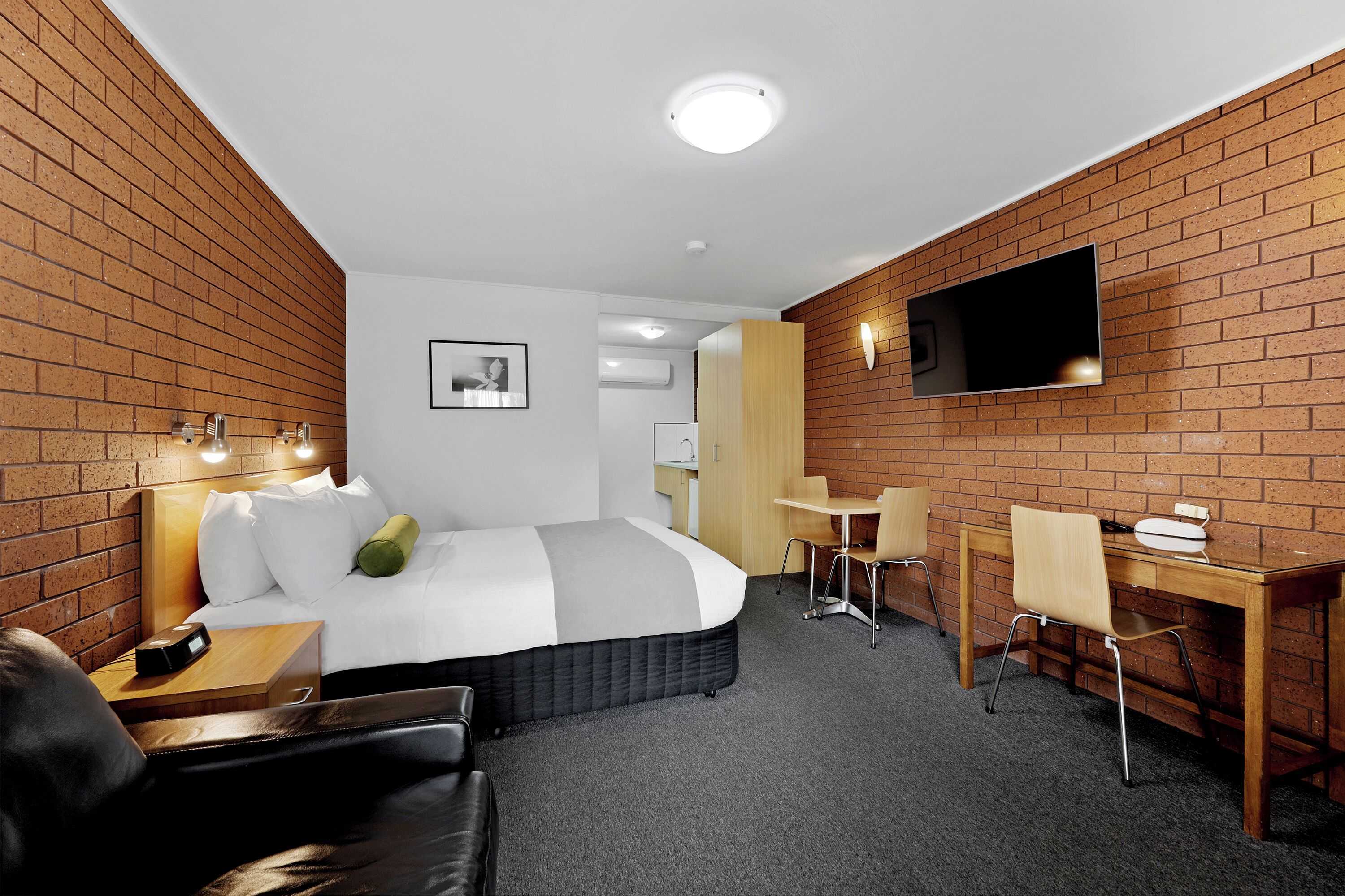 Gift card for Hamilton Lonsdale Motel Gift card for Hamilton Lonsdale Motel