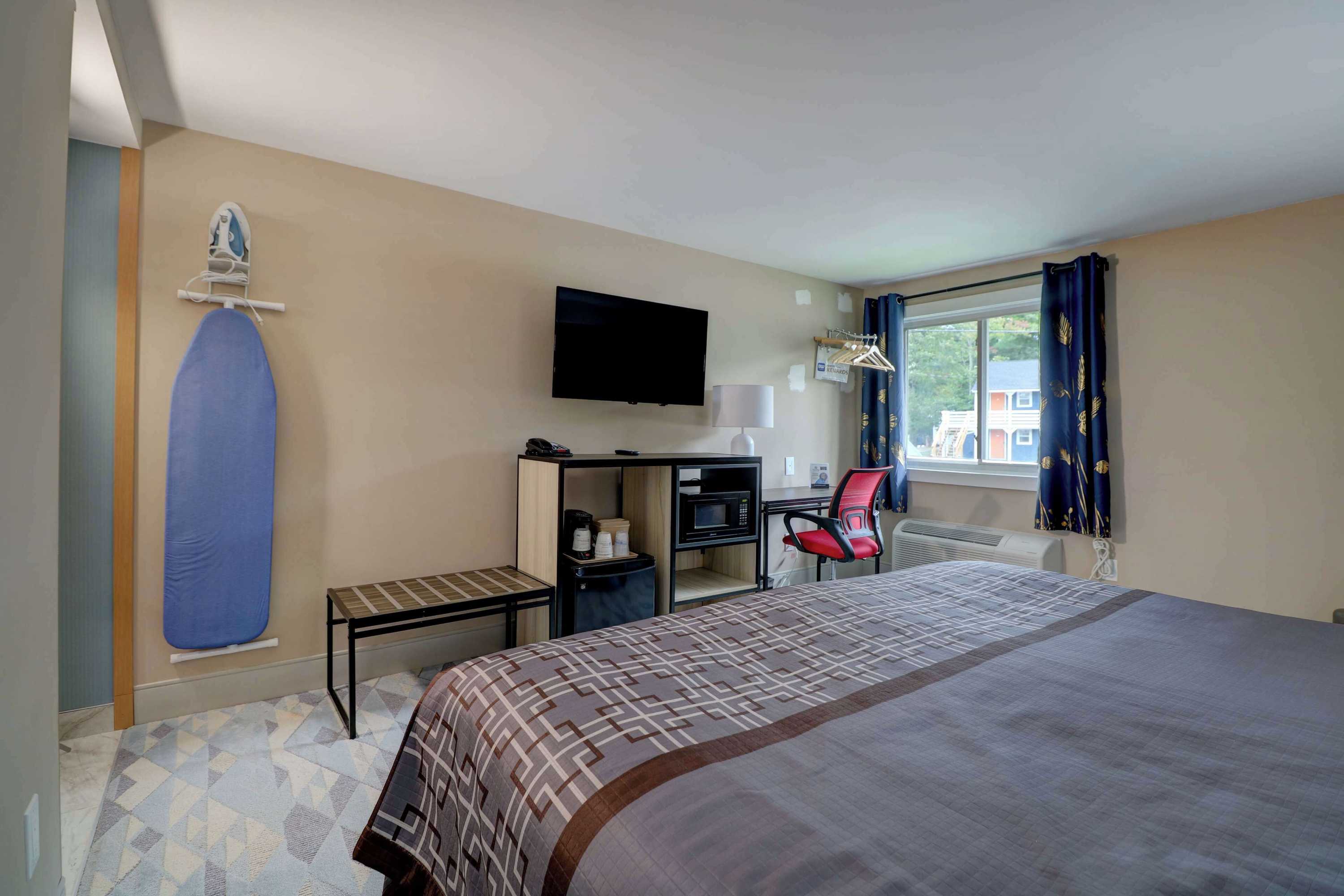 Gift card for Yankee Clipper Inn, Surestay Collection by Best Western Gift card for Yankee Clipper Inn, Surestay Collection by Best Western