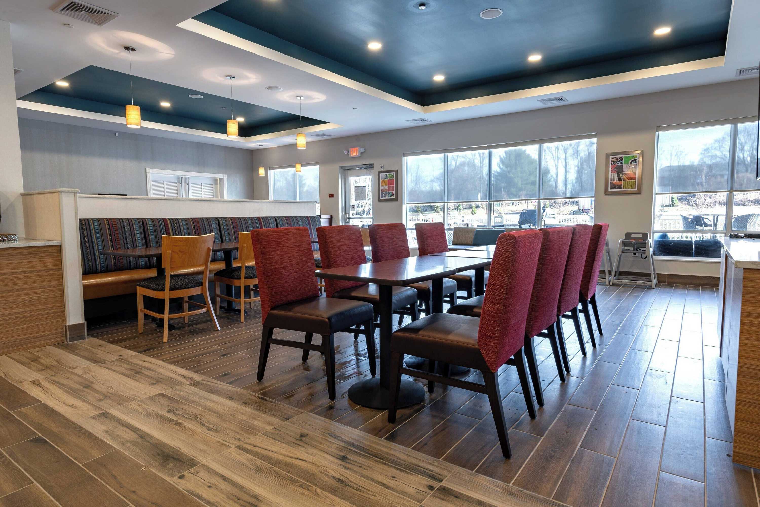 Gift card for Towneplace Suites by Marriott Clinton Gift card for Towneplace Suites by Marriott Clinton