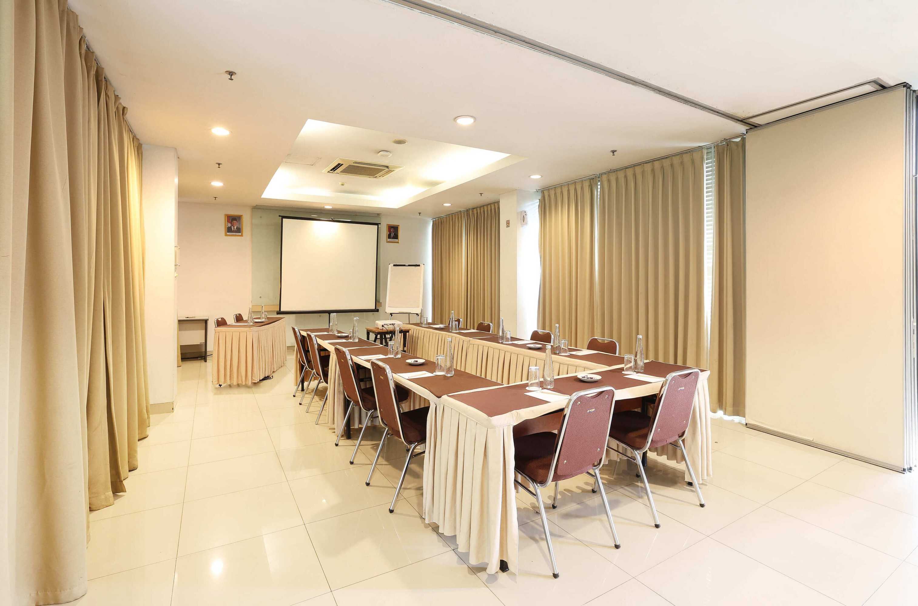 Gift card for Amaris Hotel Bekasi Barat Gift card for Amaris Hotel Bekasi Barat