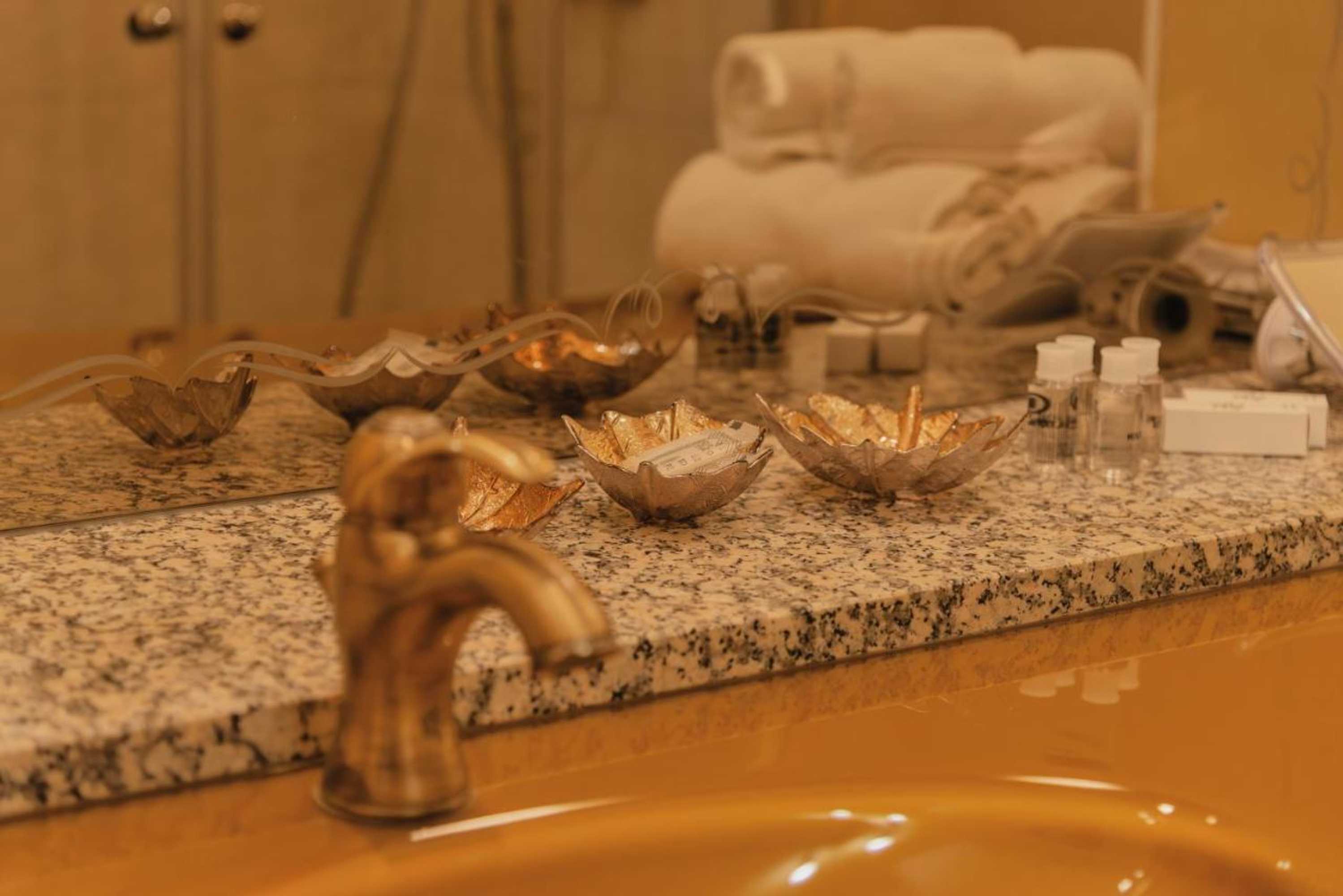 Gift card for Bella & Stella Rooms