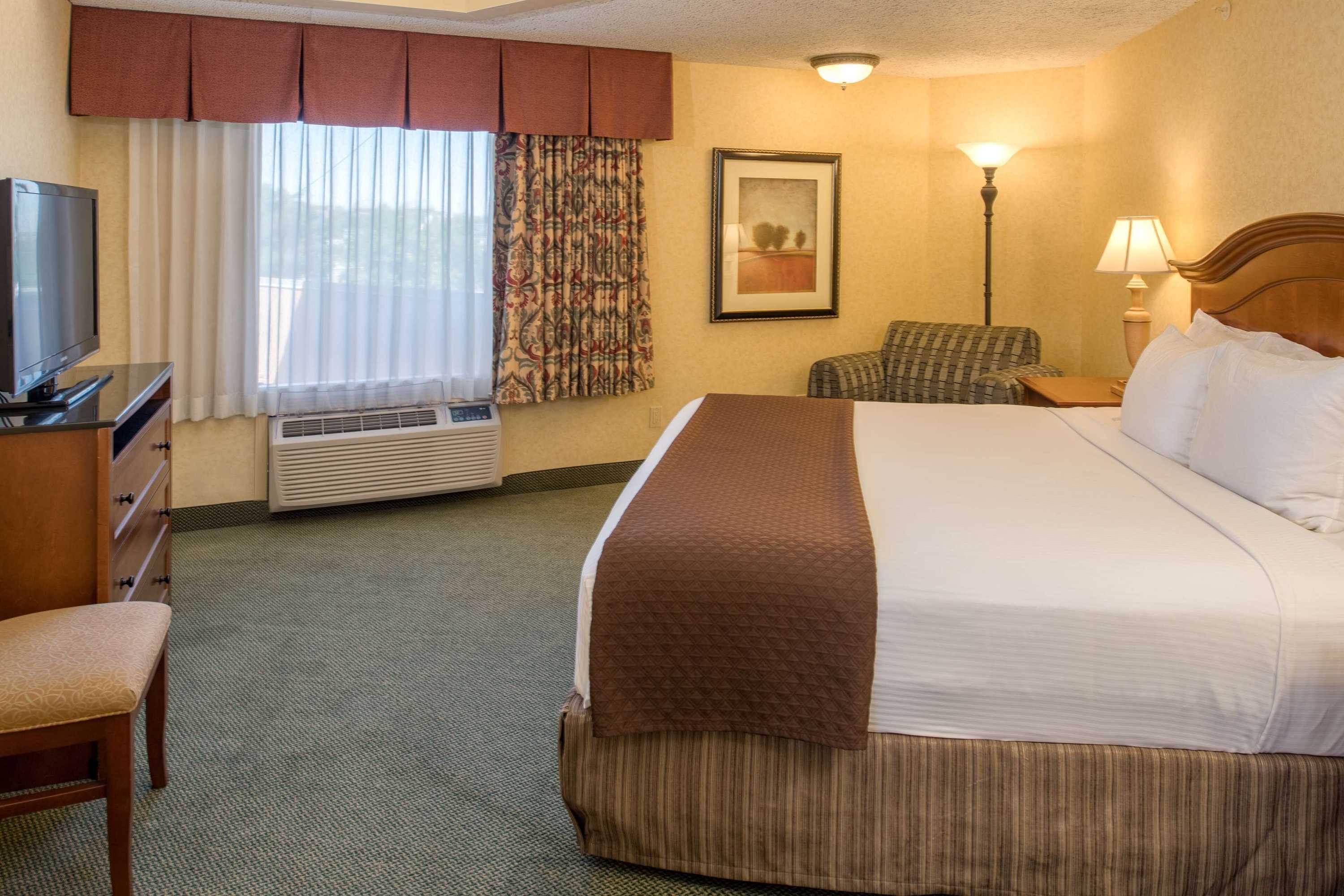 Gift card for Red Lion Hotel Pasco Airport & Conference Center Gift card for Red Lion Hotel Pasco Airport & Conference Center