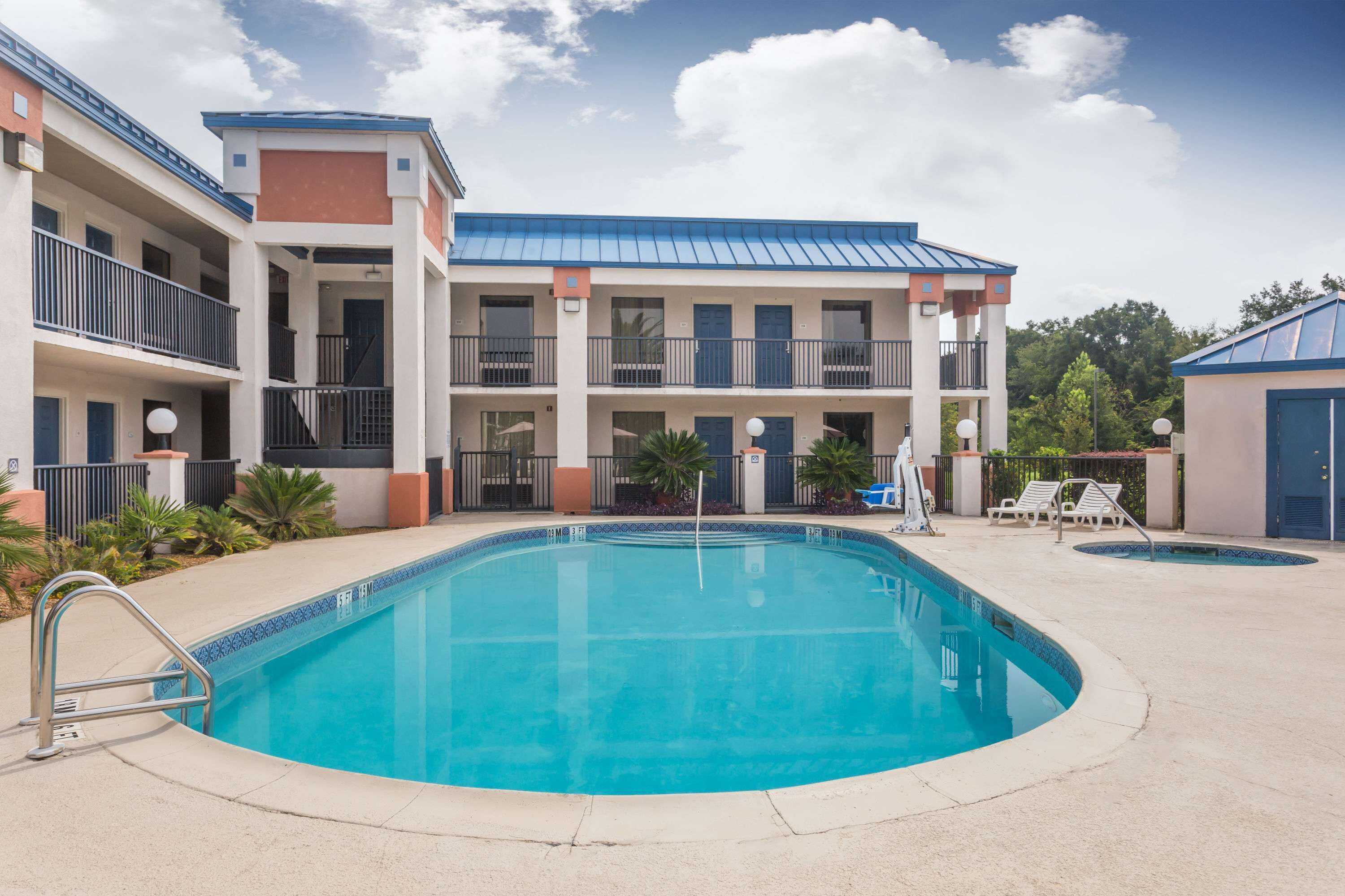 Gift card for Days Inn by Wyndham Chiefland Gift card for Days Inn by Wyndham Chiefland