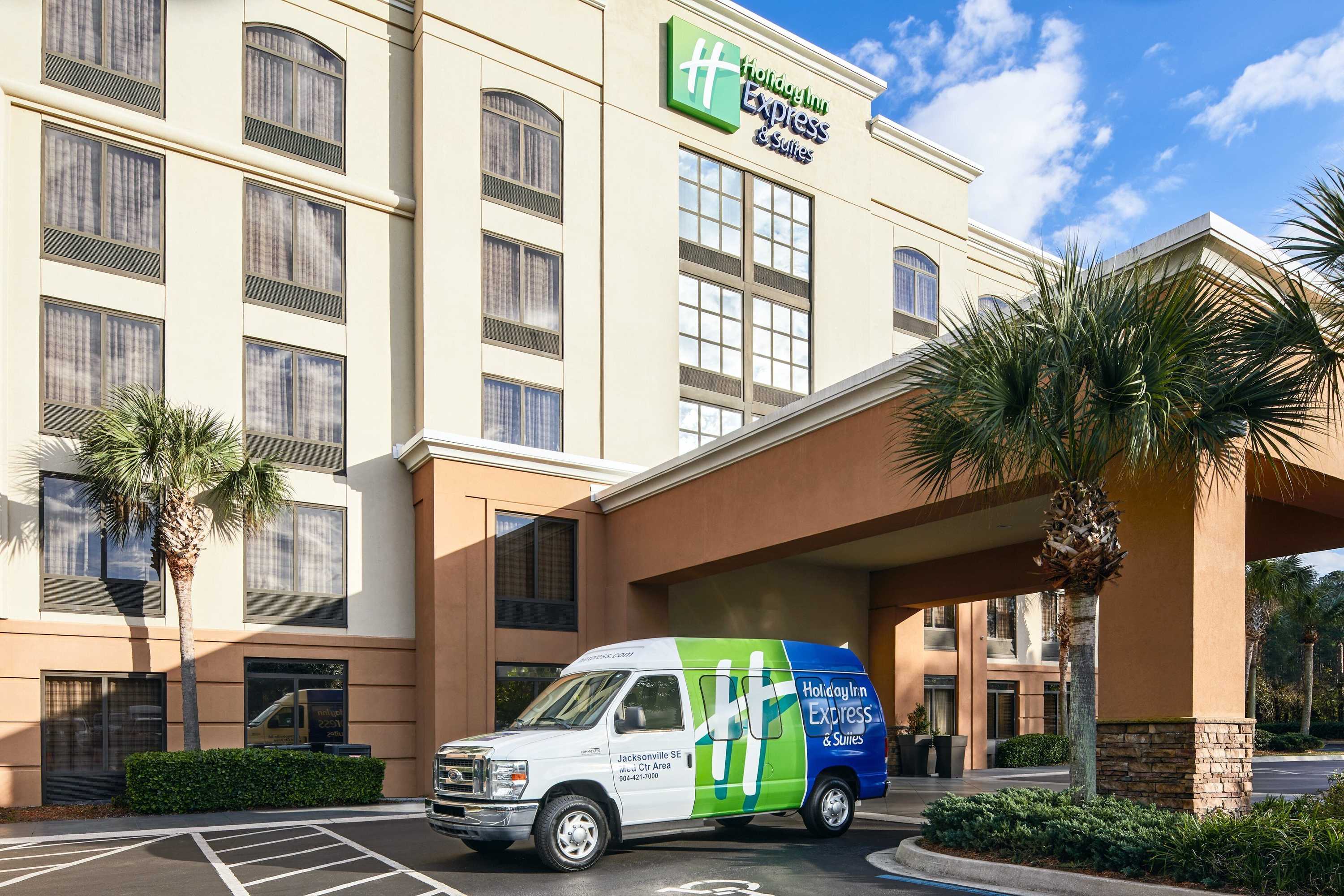 Gift card for Holiday Inn Express & Suites Jacksonville Se- Med Ctr Area by Ihg Gift card for Holiday Inn Express & Suites Jacksonville Se- Med Ctr Area by Ihg