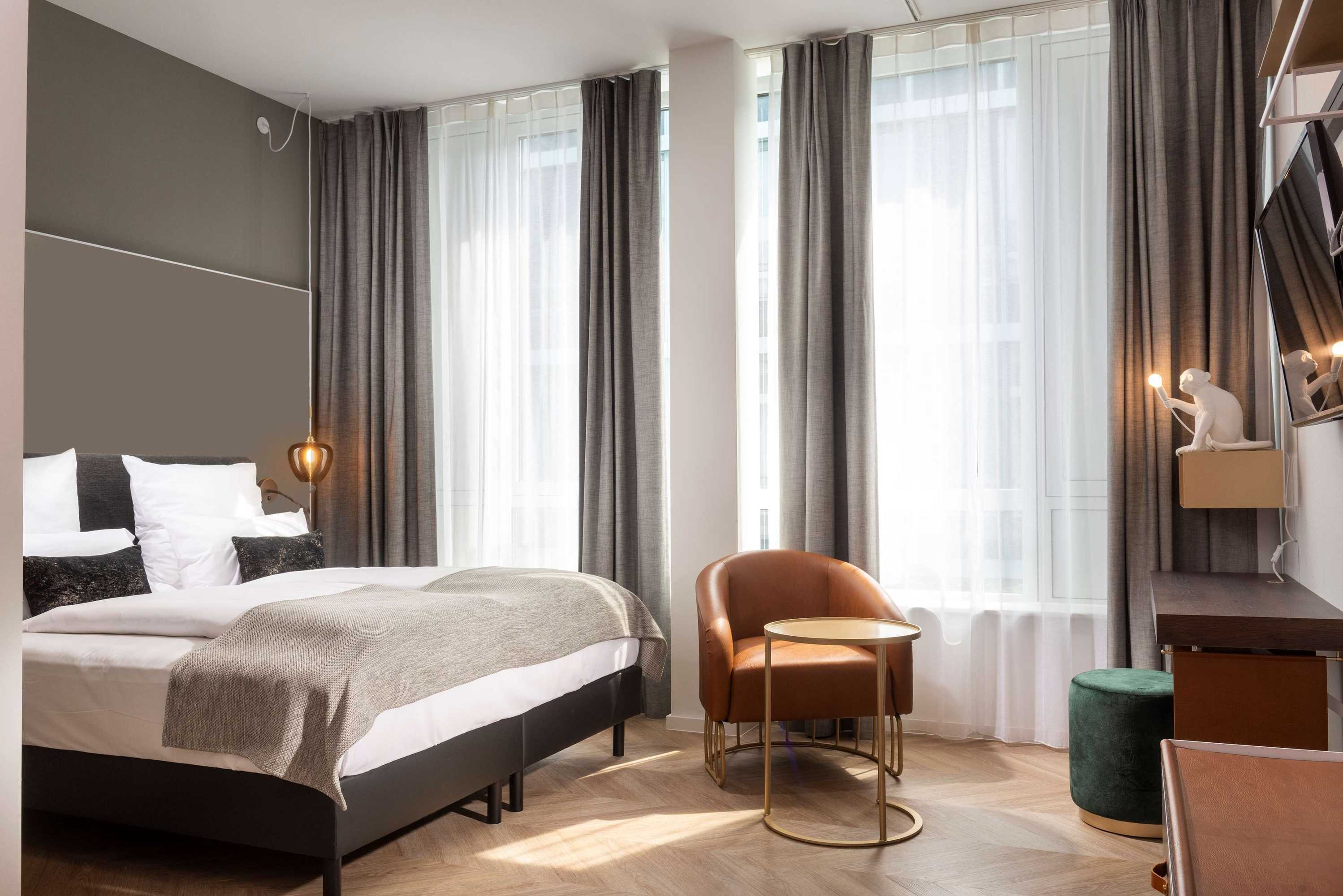 Gift card for Flightgate Munich Airport Hotel, a Member of Radisson Individuals Gift card for Flightgate Munich Airport Hotel, a Member of Radisson Individuals