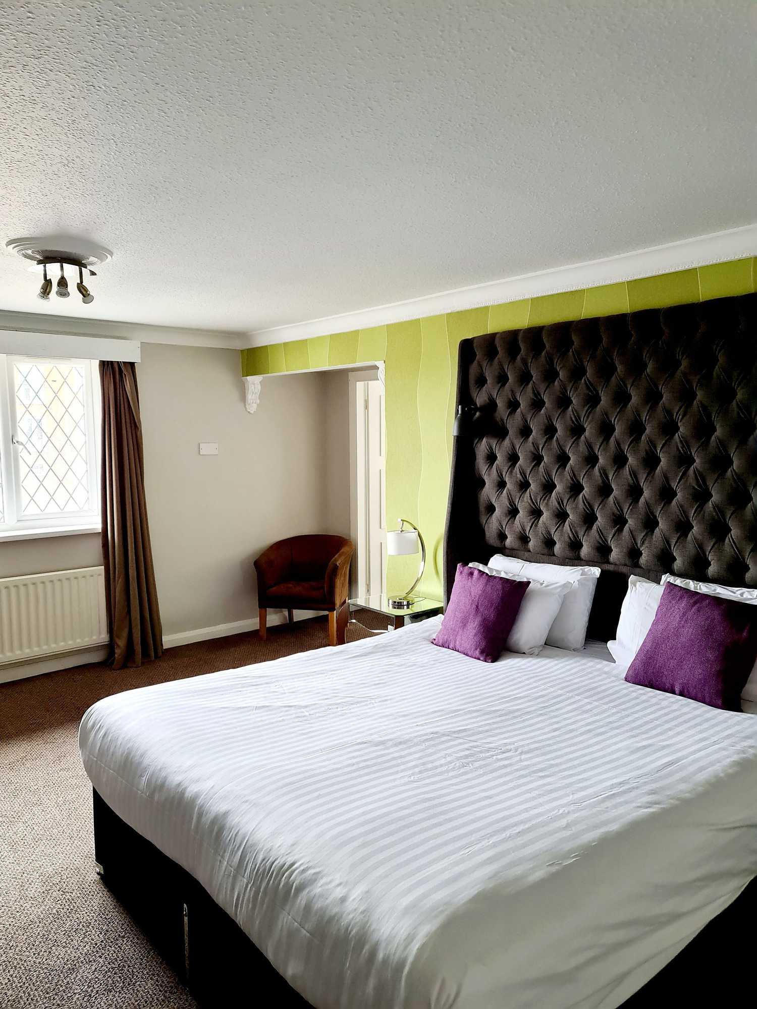 Gift card for Barons Court Hotel Walsall Gift card for Barons Court Hotel Walsall