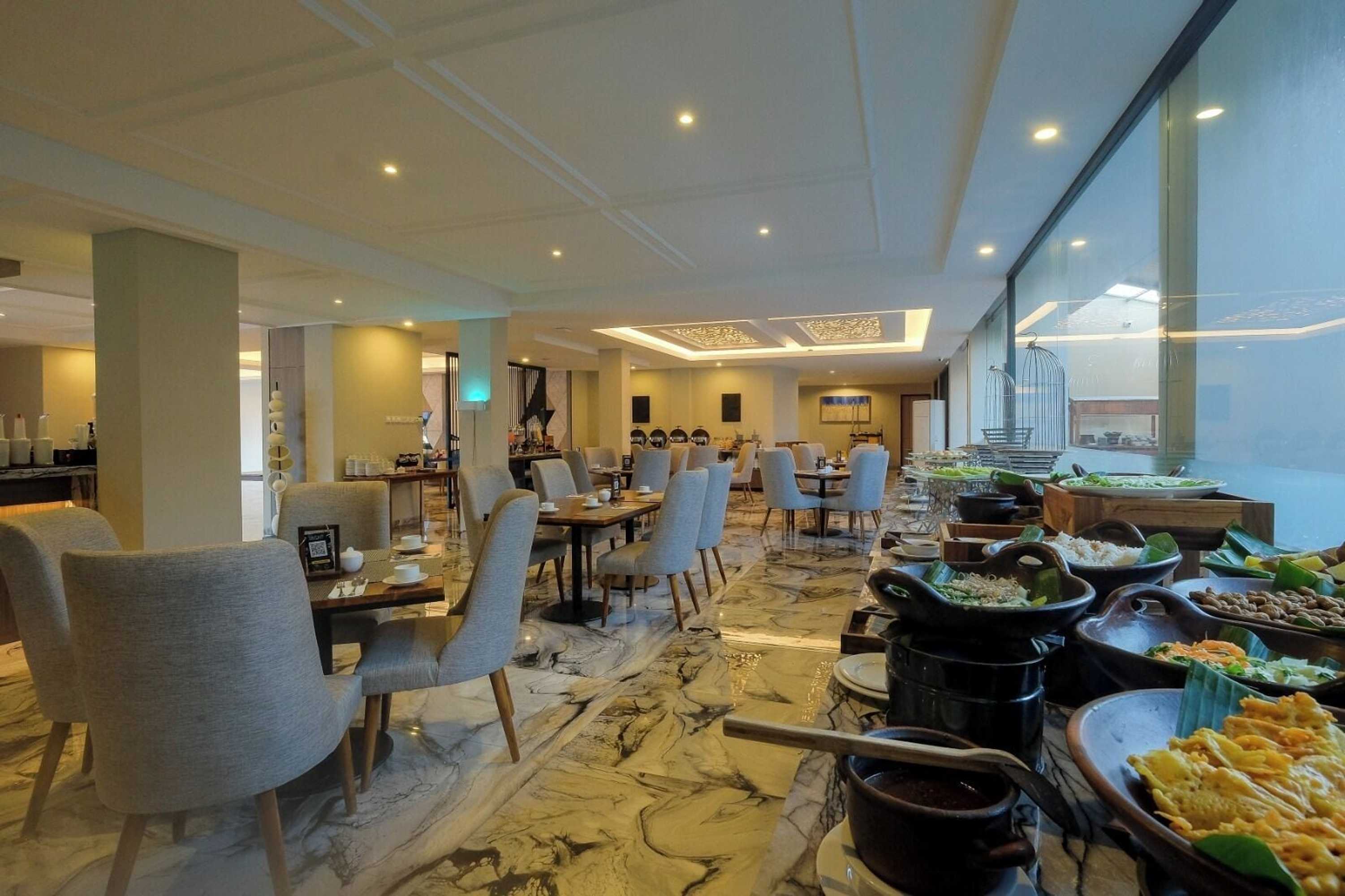 Gift card for Front One Gosyen Hotel Salatiga