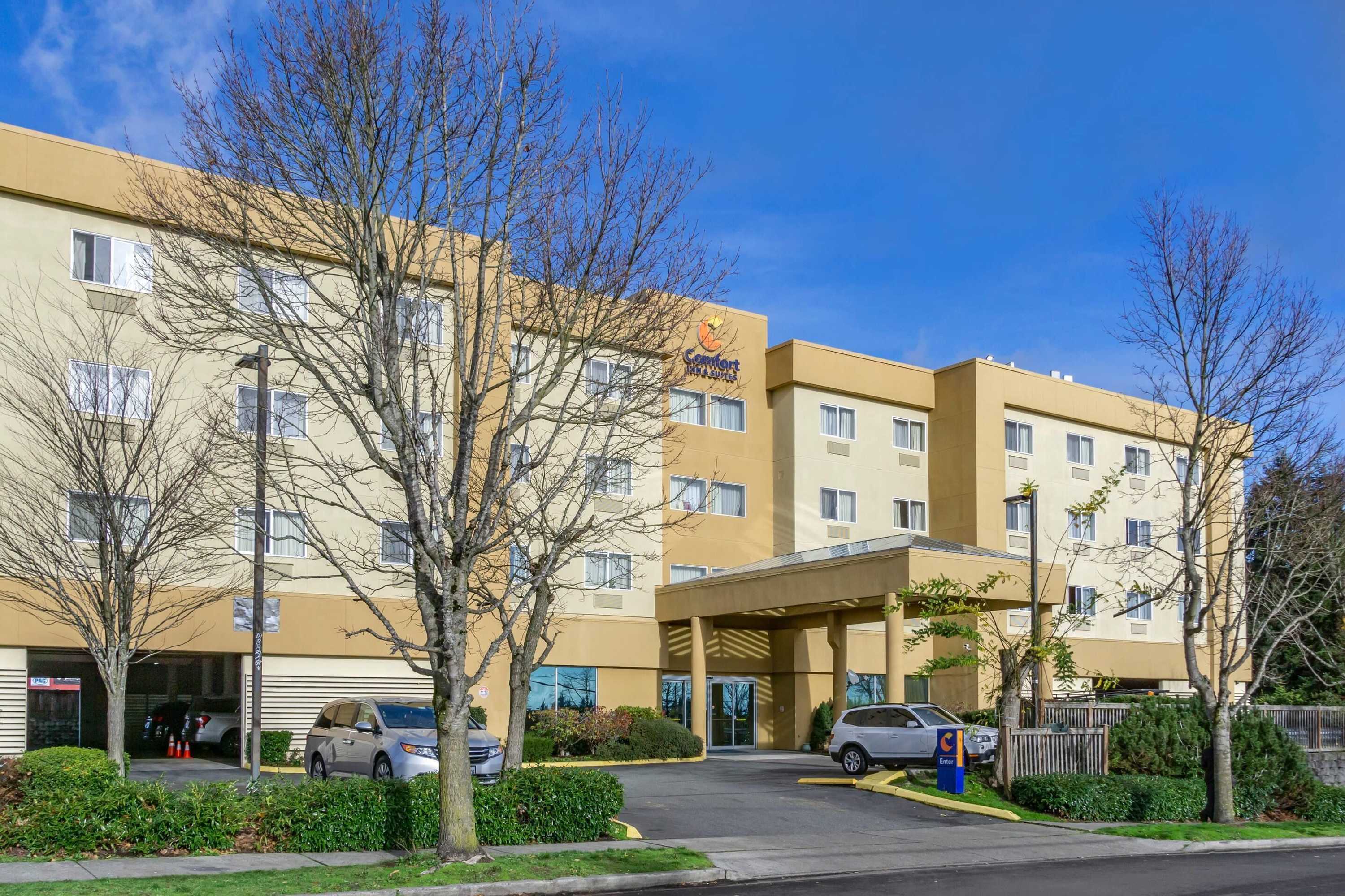 Gift card for Comfort Inn & Suites Seattle North