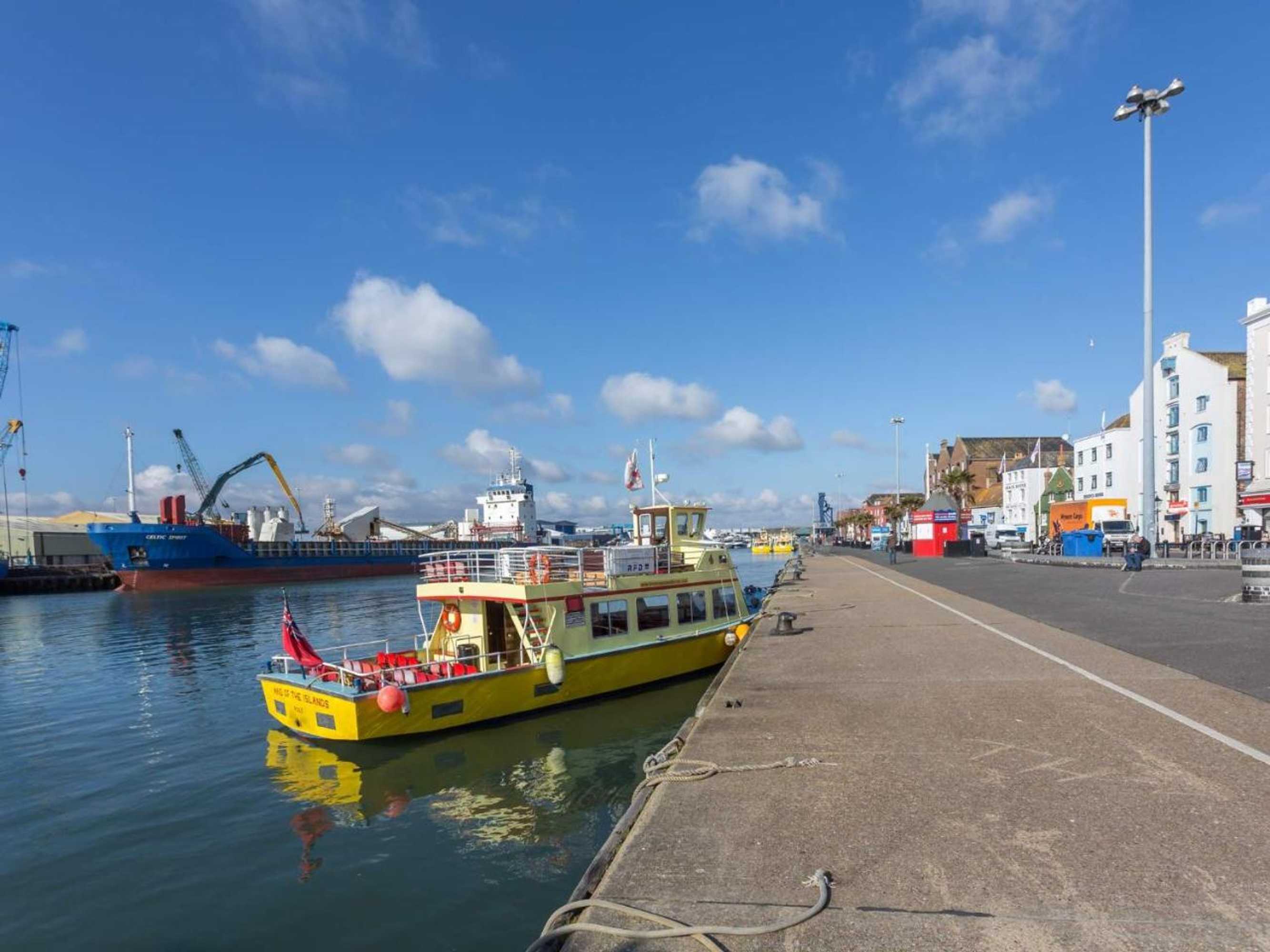 Gift card for Curlew, Poole