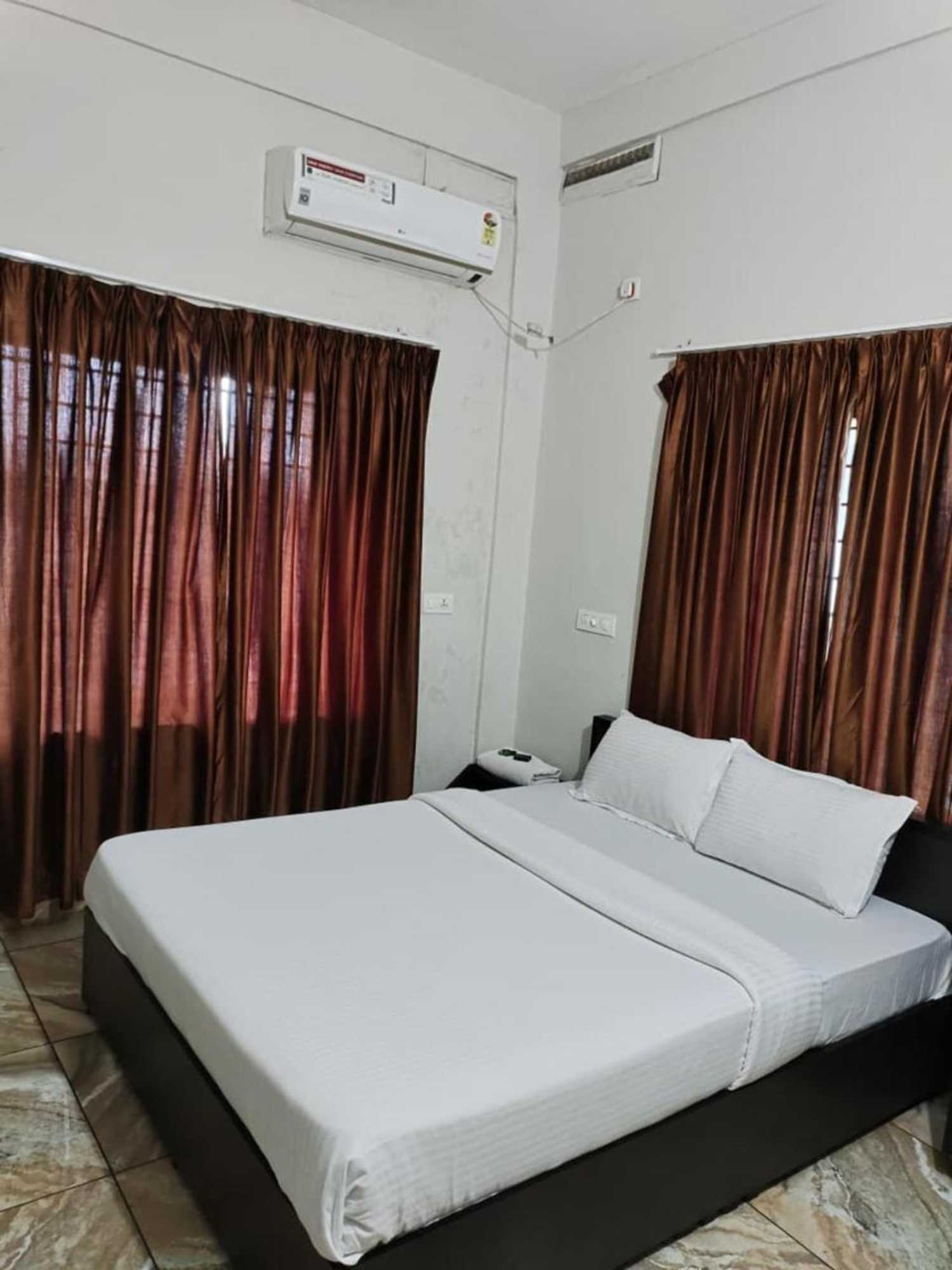 Gift card for Oyo 16417 Zahir Residency