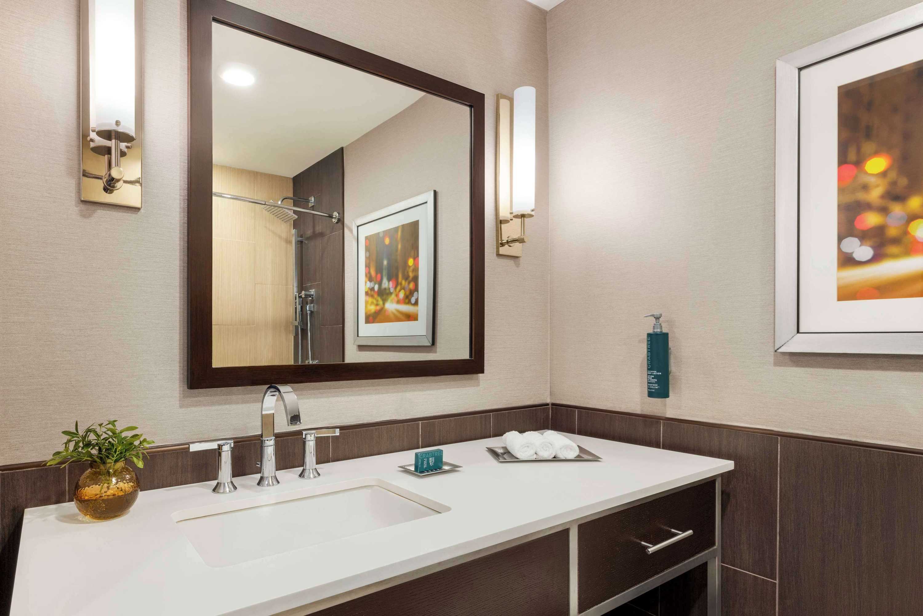 Gift card for Hilton Philadelphia City Avenue