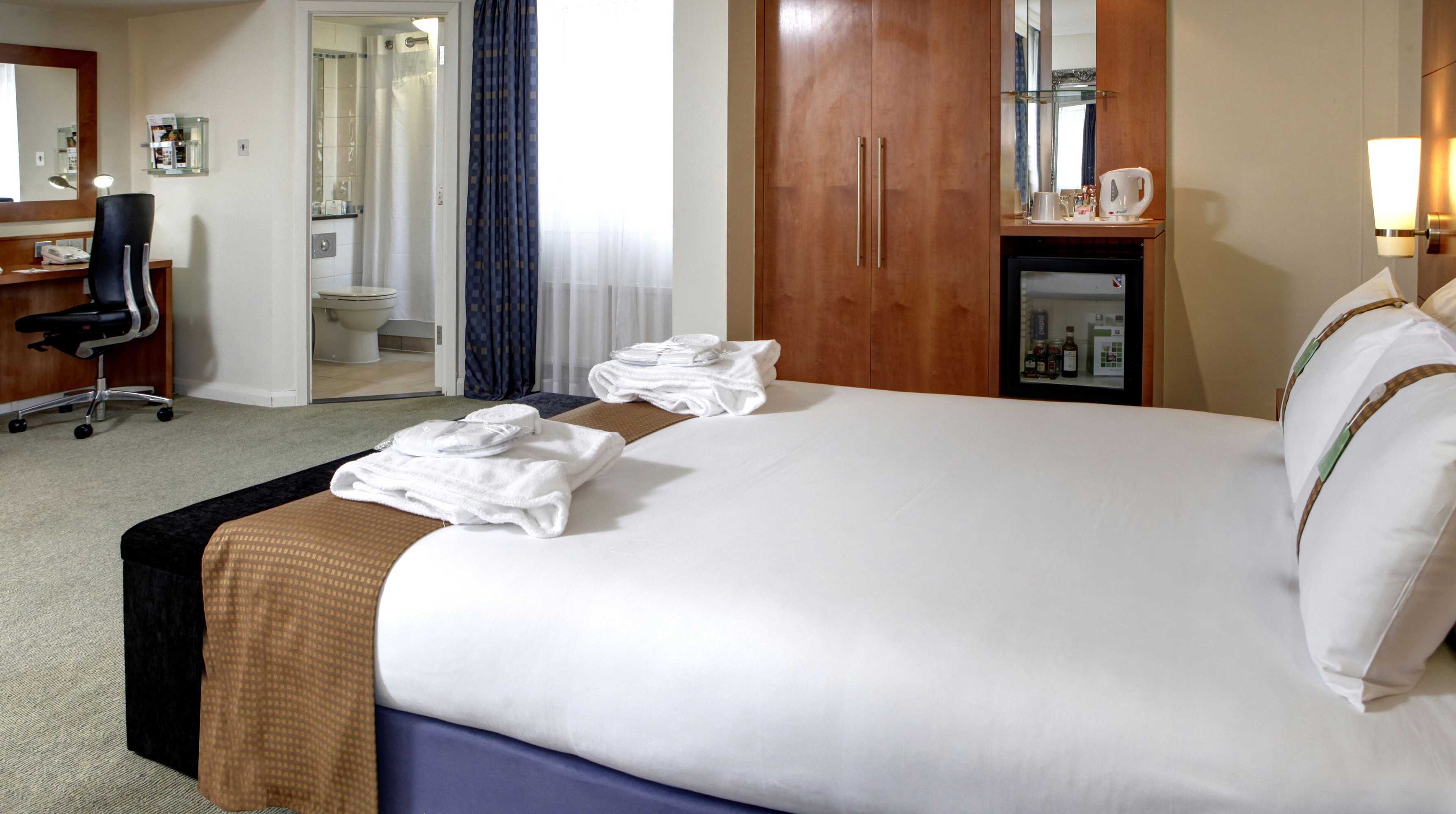 Gift card for Holiday Inn Basingstoke by Ihg Gift card for Holiday Inn Basingstoke by Ihg
