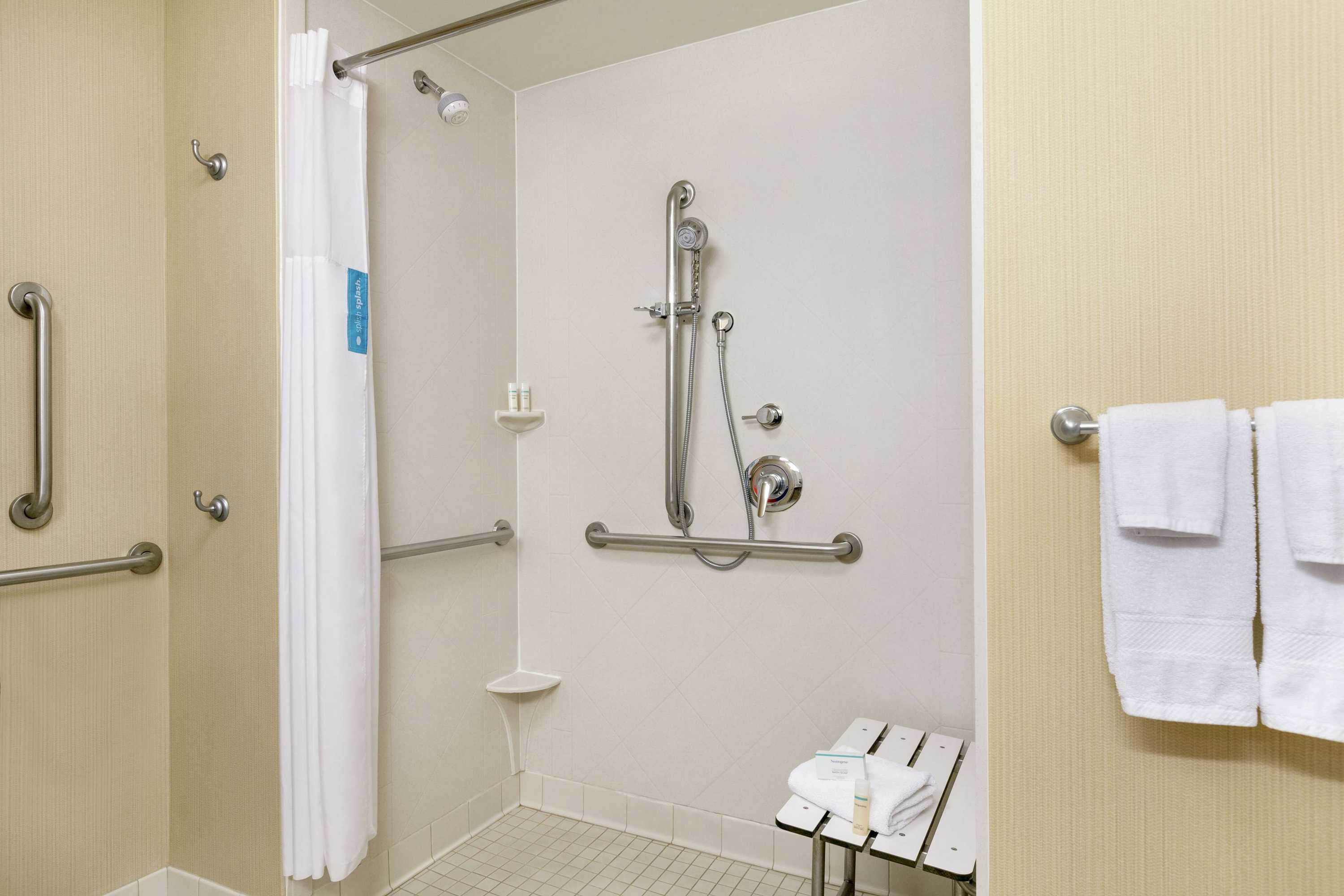 Gift card for Hampton Inn & Suites Charles Town Gift card for Hampton Inn & Suites Charles Town