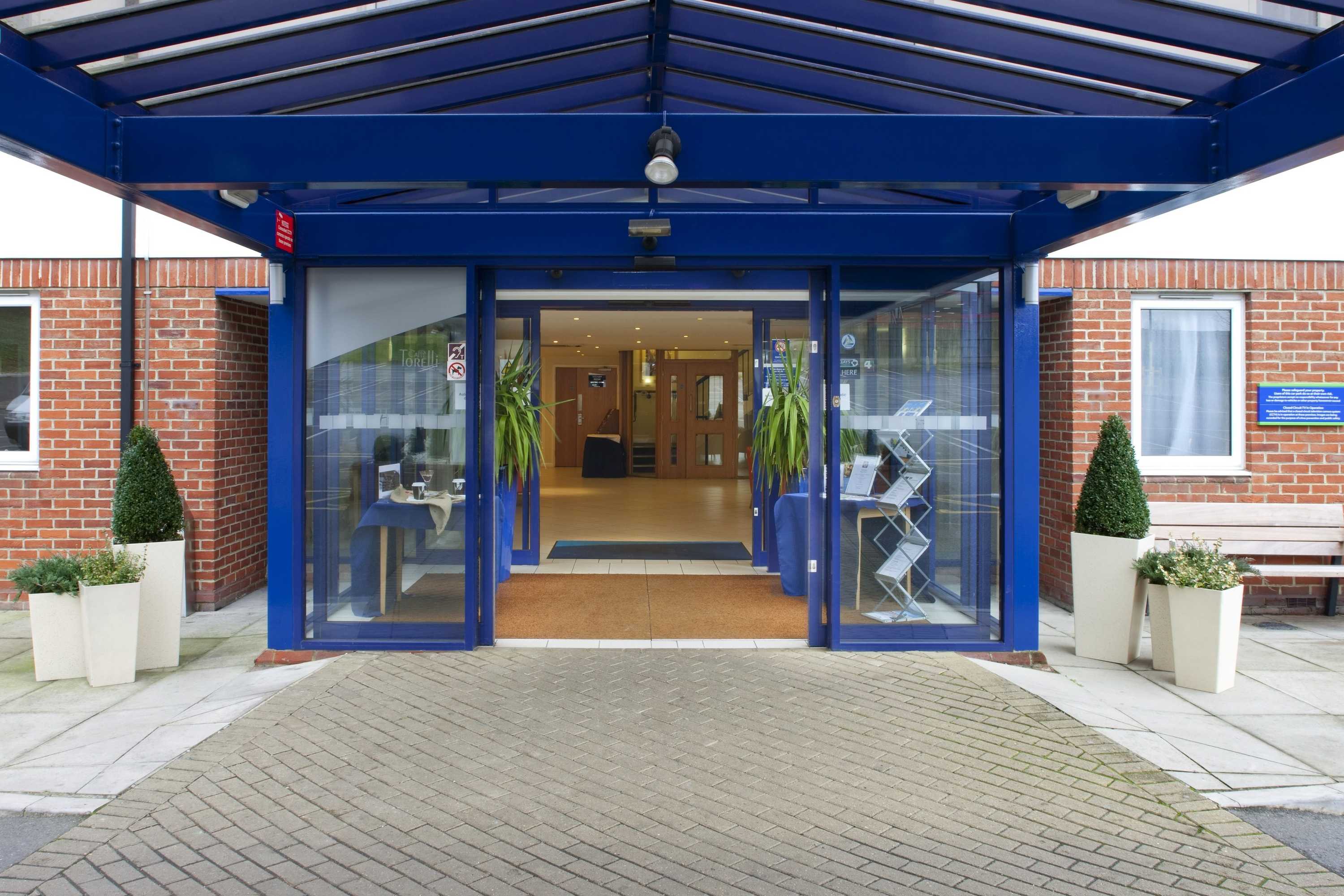 Gift card for Holiday Inn Express Canterbury by Ihg Gift card for Holiday Inn Express Canterbury by Ihg
