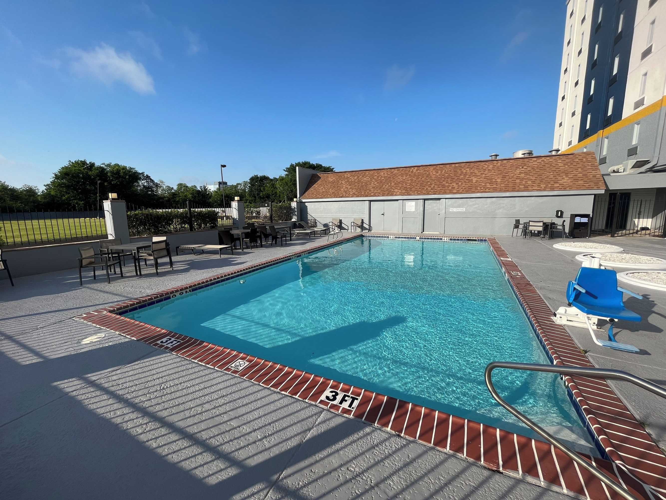 Gift card for City Express by Marriott New Orleans 1-10 Gift card for City Express by Marriott New Orleans 1-10