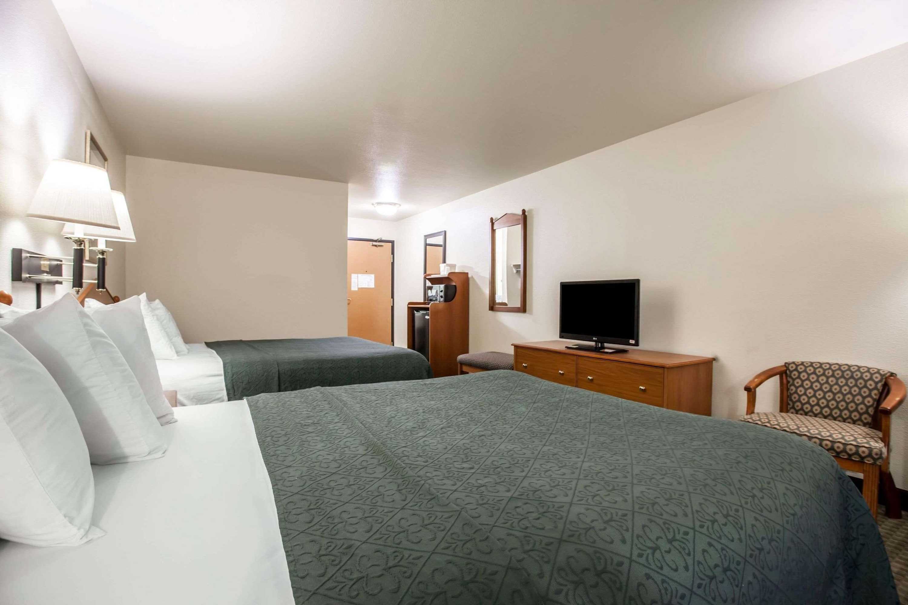 Gift card for Quality Inn & Suites Federal Way - Seattle Gift card for Quality Inn & Suites Federal Way - Seattle