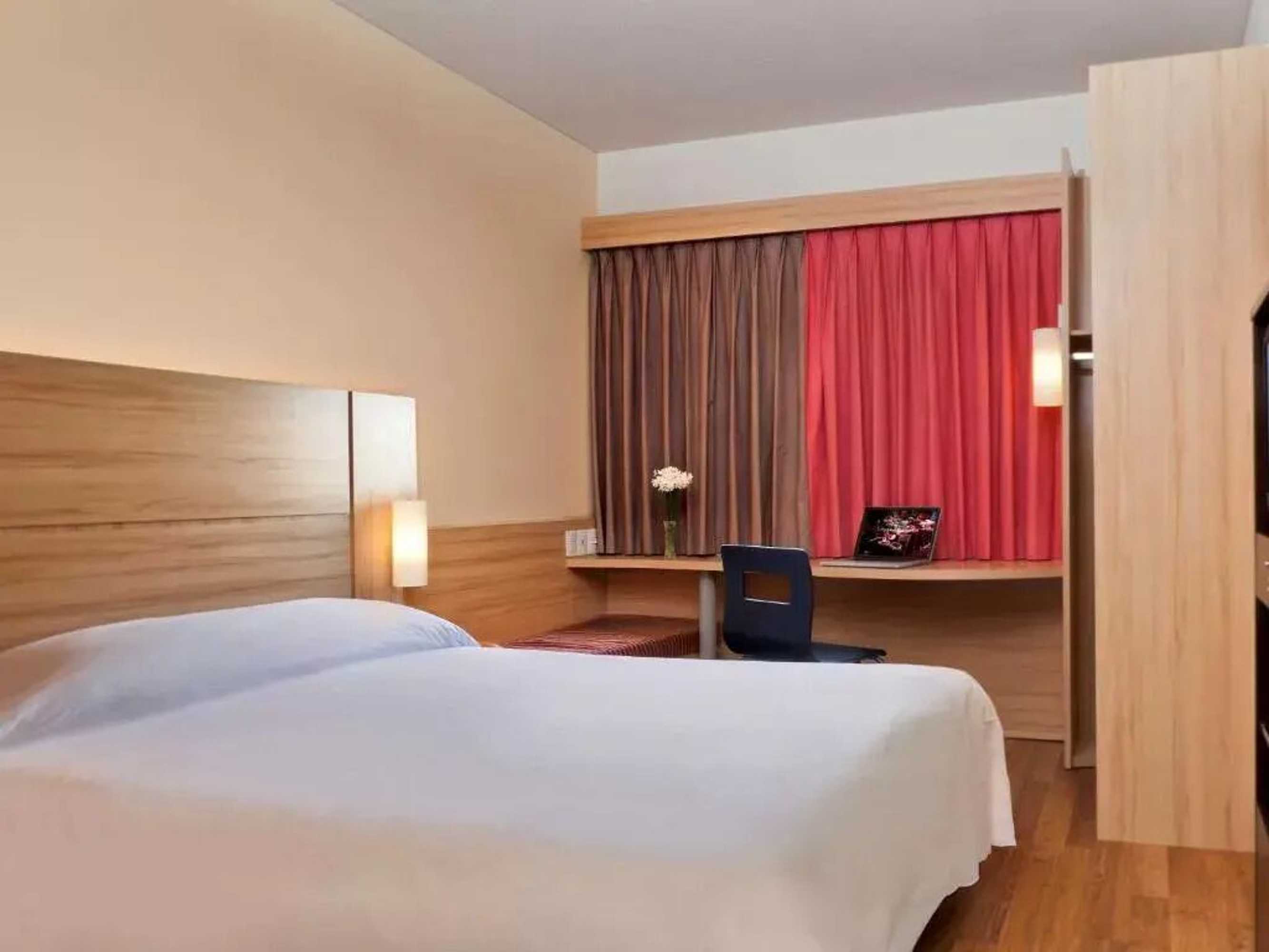 Gift card for Ibis Valparaiso Gift card for Ibis Valparaiso