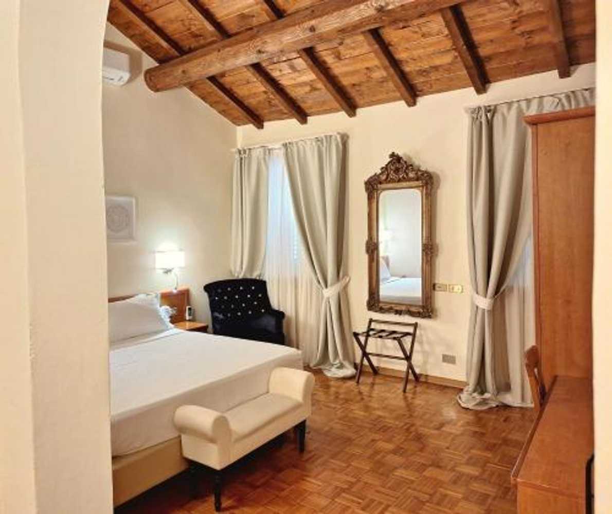 Gift card for Hotel Lauri