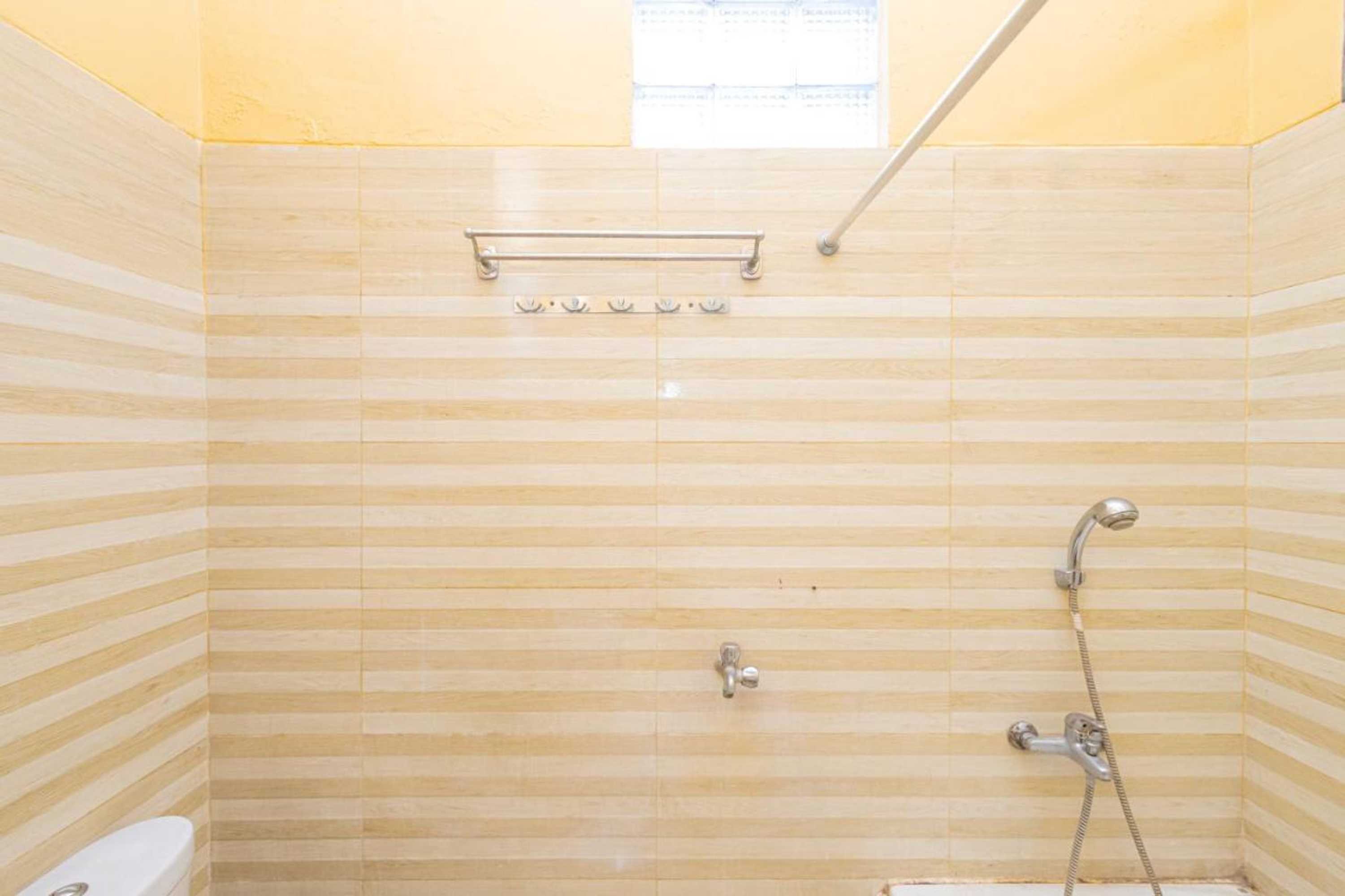 Gift card for Boss Residence Serang Mitra Reddoorz