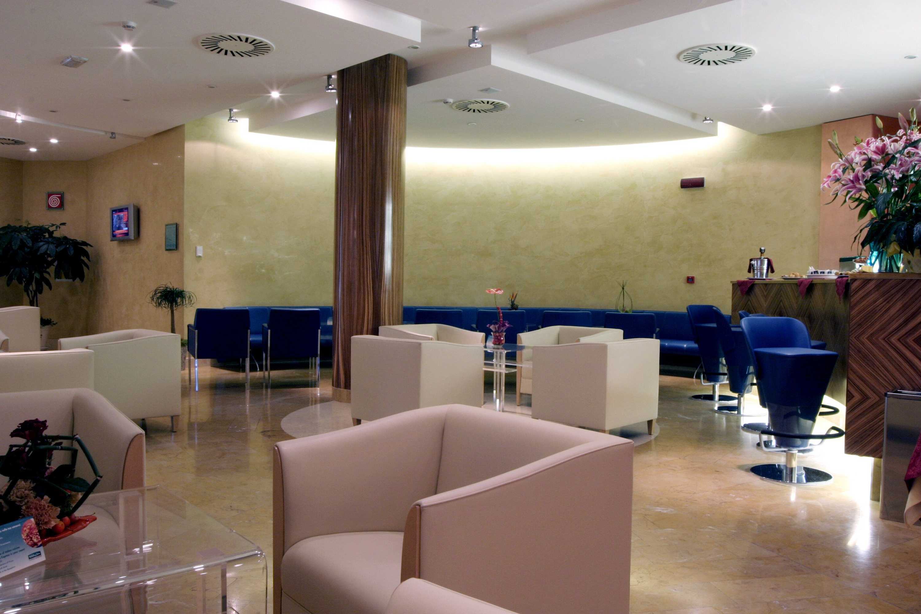 Gift card for Crowne Plaza Venice East by Ihg Gift card for Crowne Plaza Venice East by Ihg