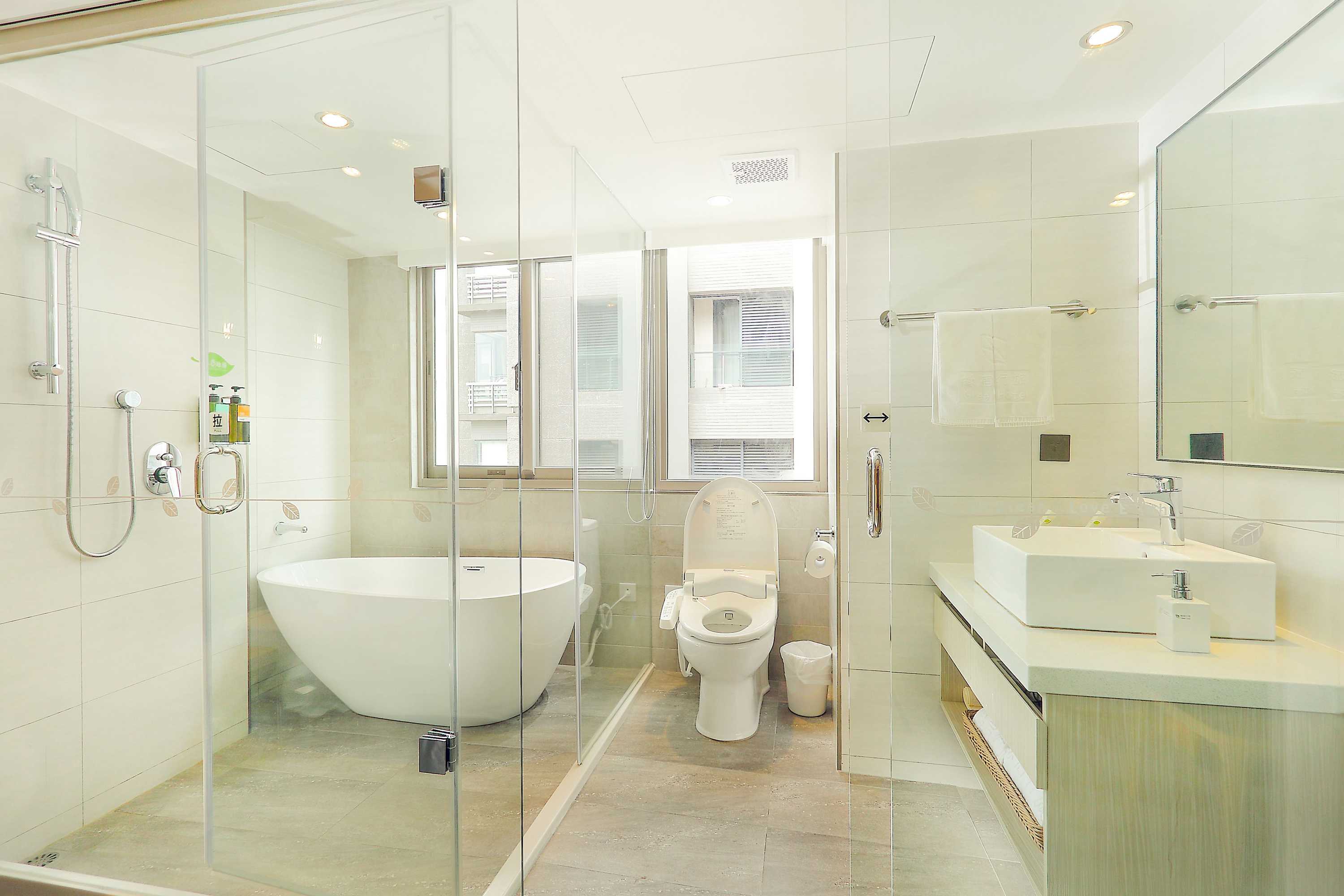 Gift card for Green Hotel - West District