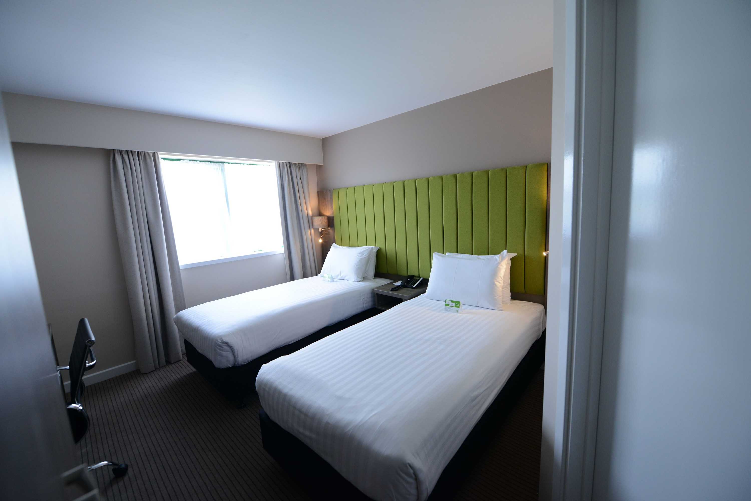 Gift card for Holiday Inn Wolverhampton - Racecourse by Ihg Gift card for Holiday Inn Wolverhampton - Racecourse by Ihg