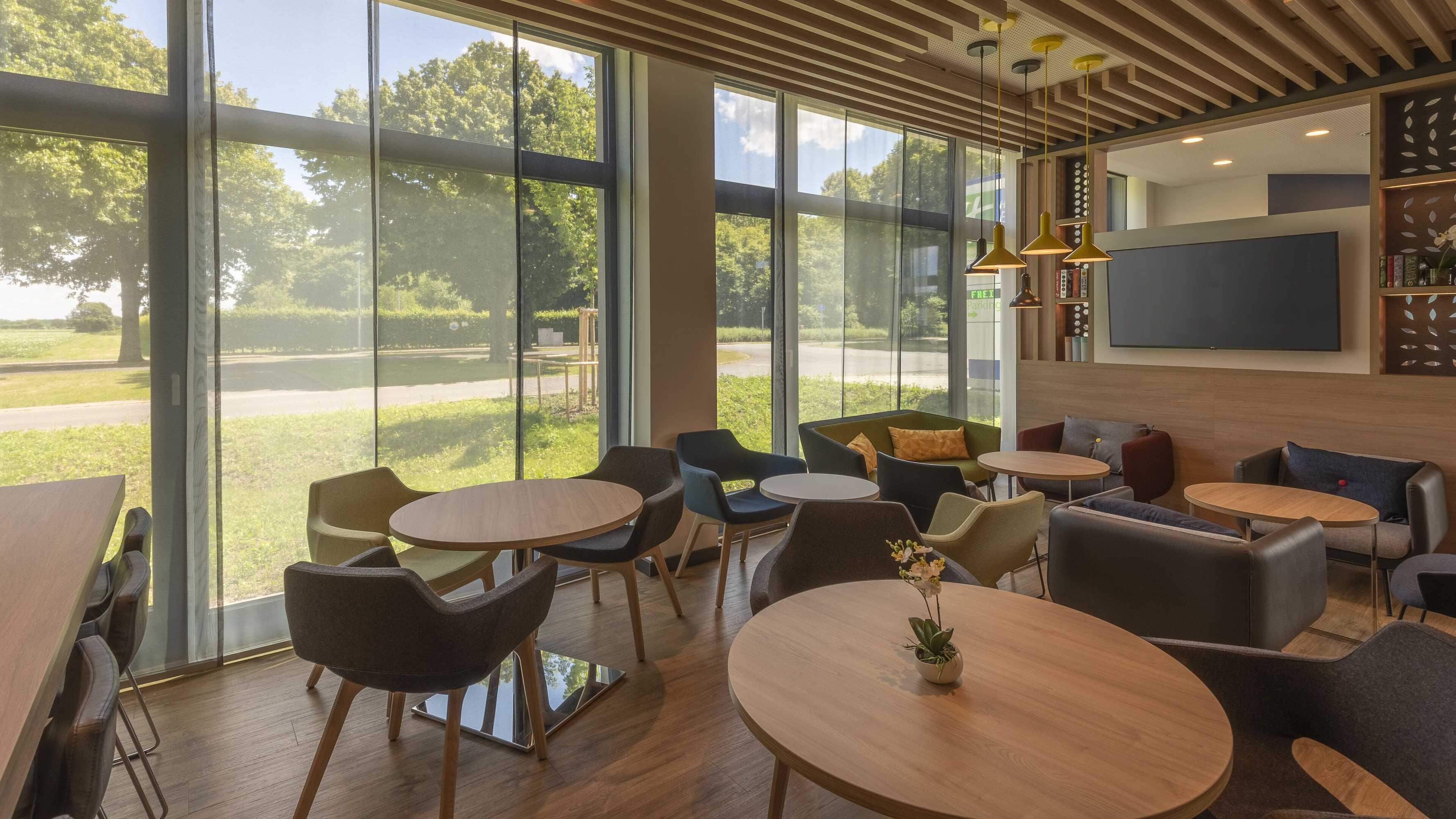 Gift card for Holiday Inn Express Krefeld - Dusseldorf by Ihg Gift card for Holiday Inn Express Krefeld - Dusseldorf by Ihg