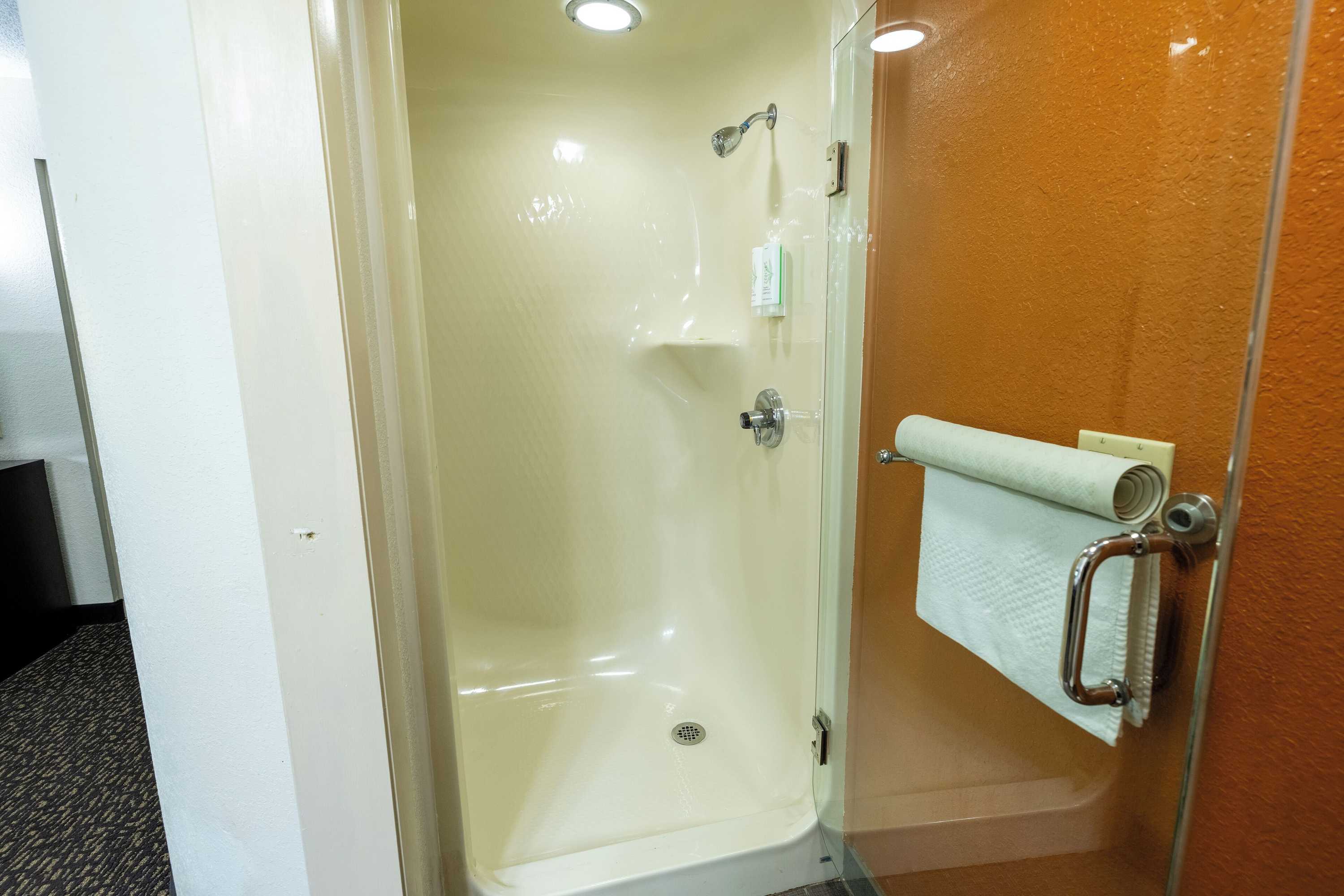 Gift card for Wingate by Wyndham Leesburg Florida