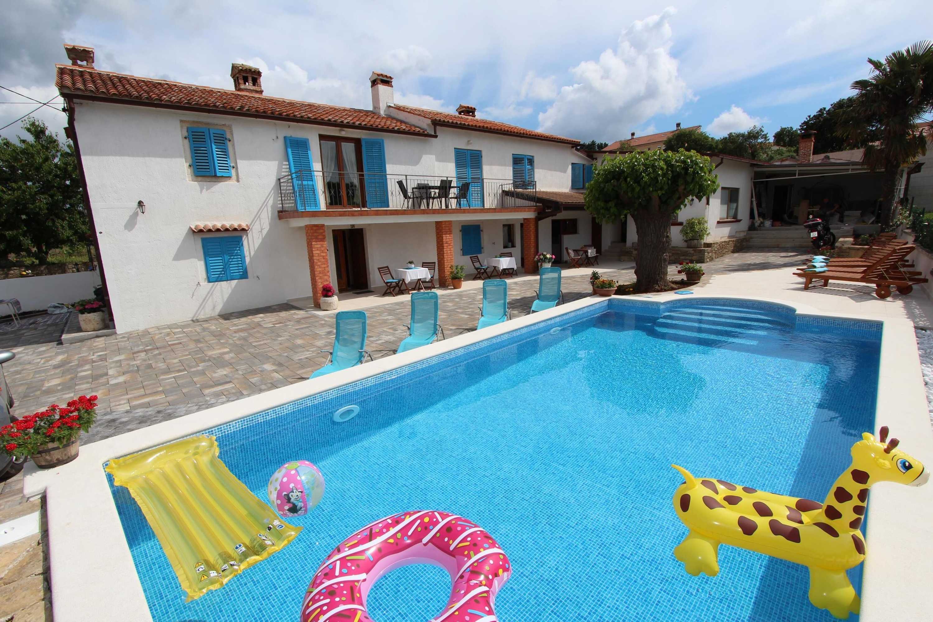 Gift card for Apartments Midea 2