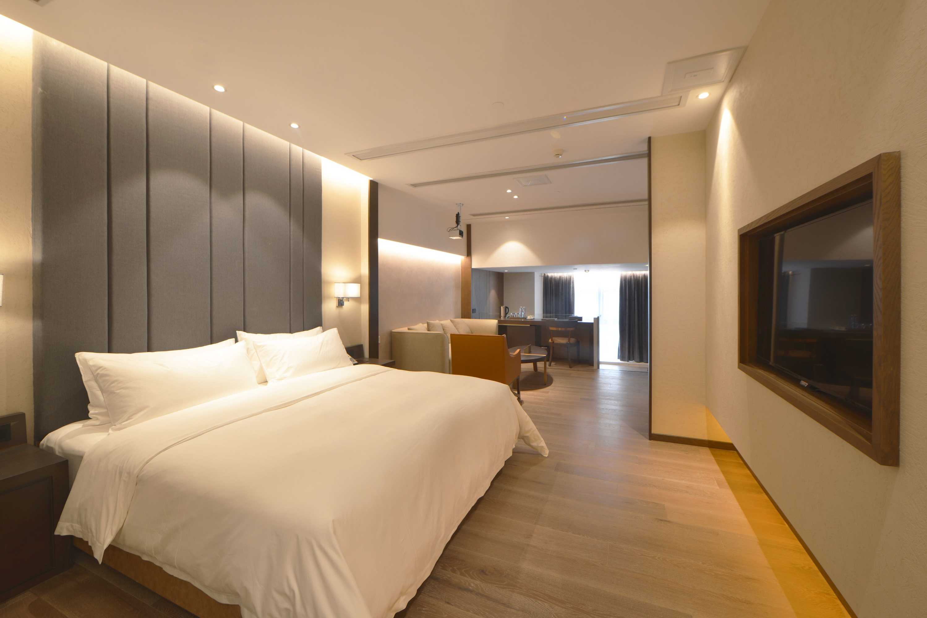 Gift card for Kuanrong Luxury Suites Hotel - Daping Times Square Gift card for Kuanrong Luxury Suites Hotel - Daping Times Square
