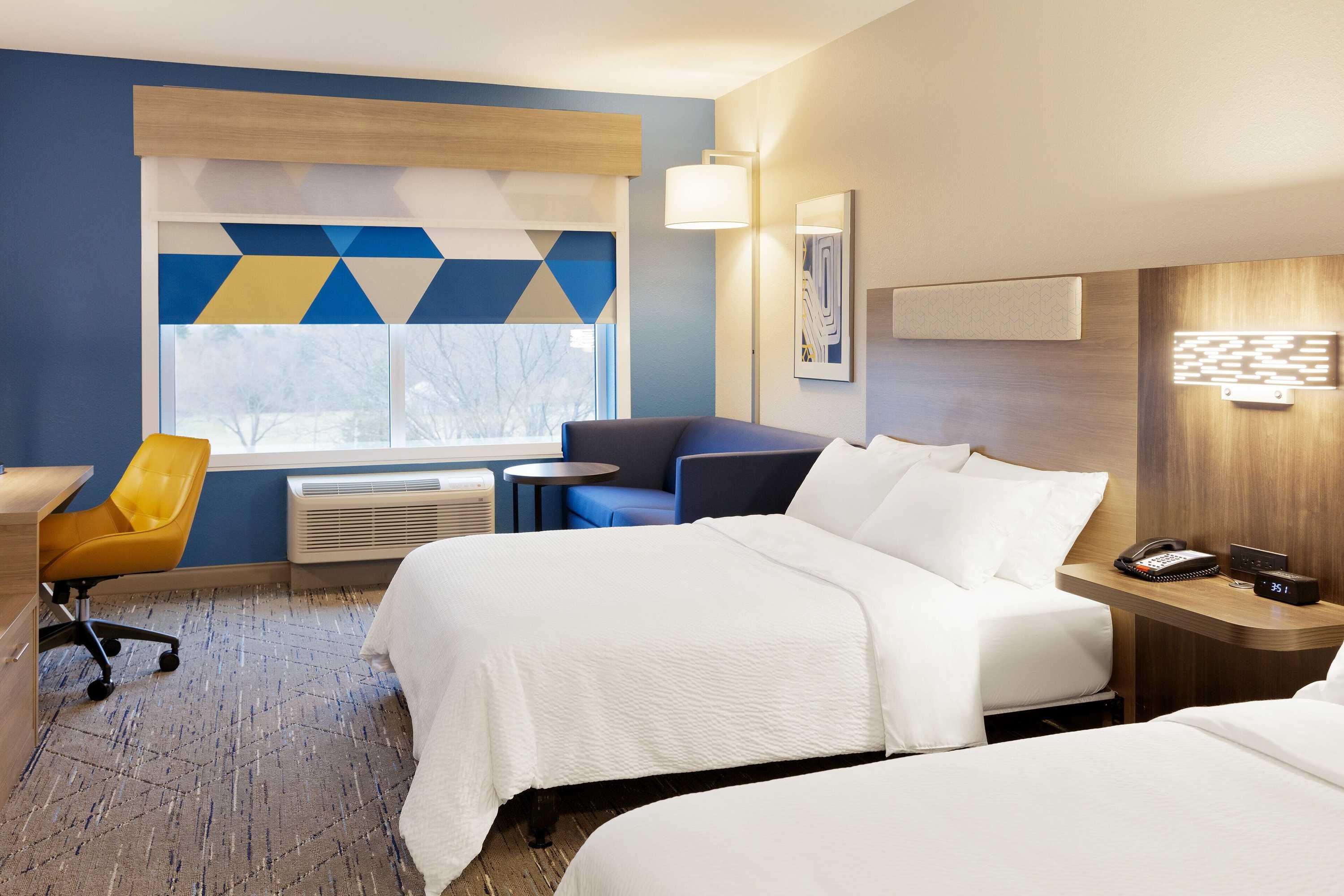 Gift card for Holiday Inn Express & Suites Port Washington by Ihg Gift card for Holiday Inn Express & Suites Port Washington by Ihg