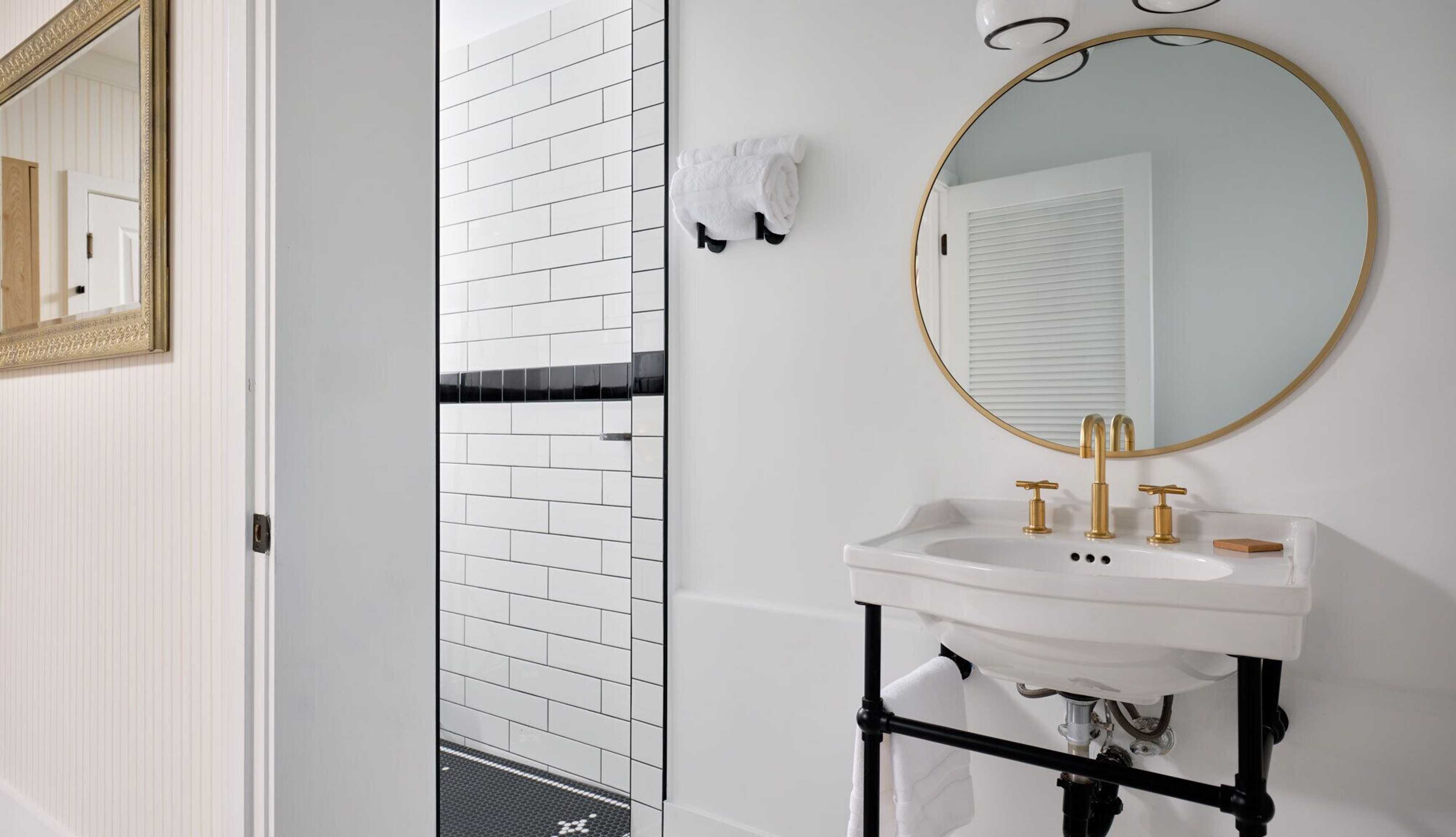 Gift card for The Historic Wailuku Inn