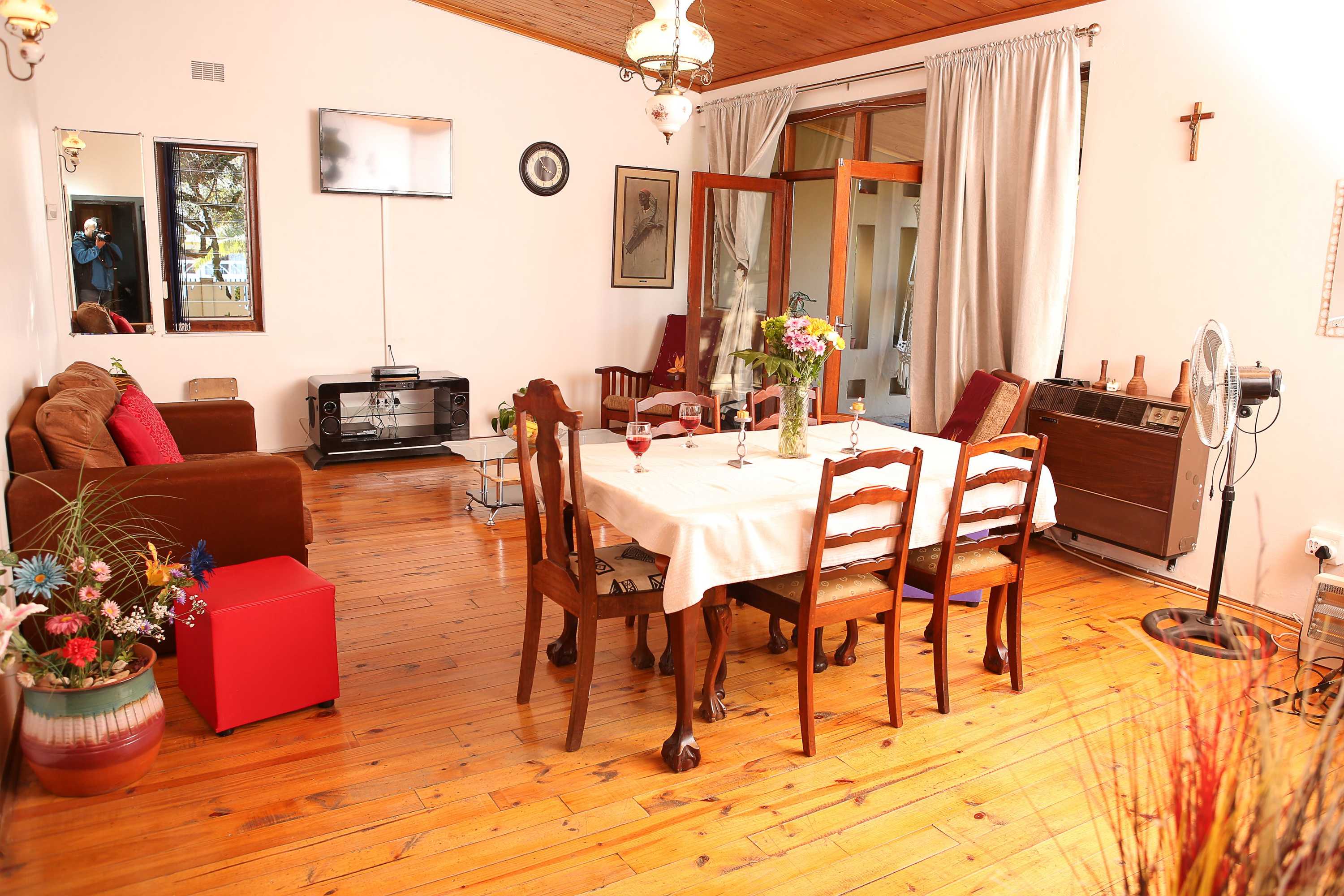 Gift card for Oudtshoorn Homestay Accommodation Gift card for Oudtshoorn Homestay Accommodation