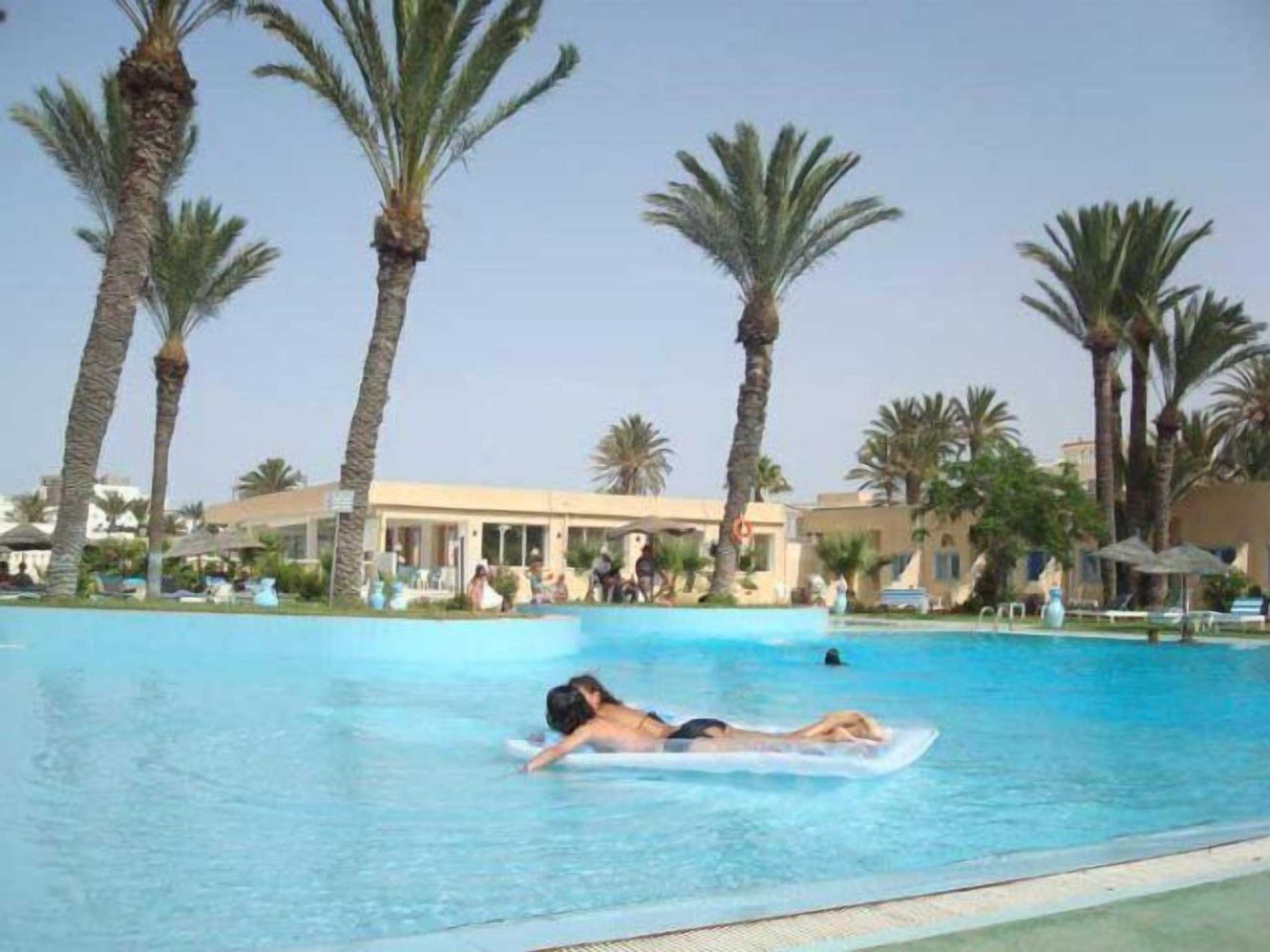 Gift card for Hotel Les Palmiers Beach Holiday Village Gift card for Hotel Les Palmiers Beach Holiday Village
