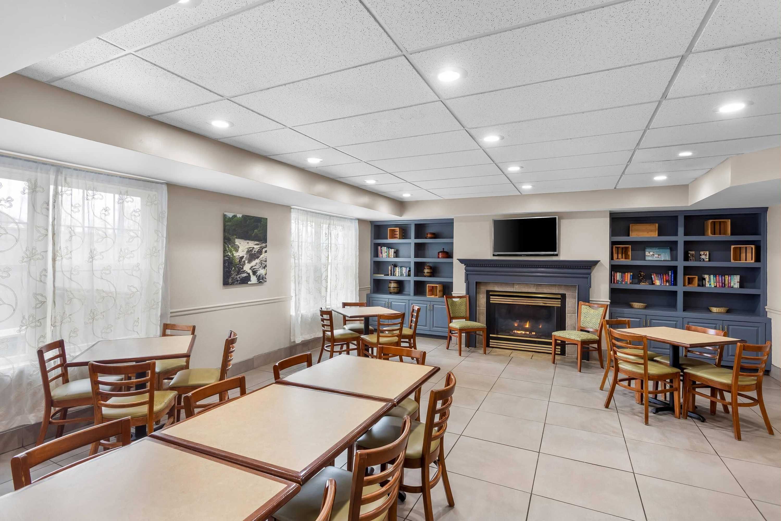 Gift card for Country Inn & Suites by Radisson, Beckley, WV